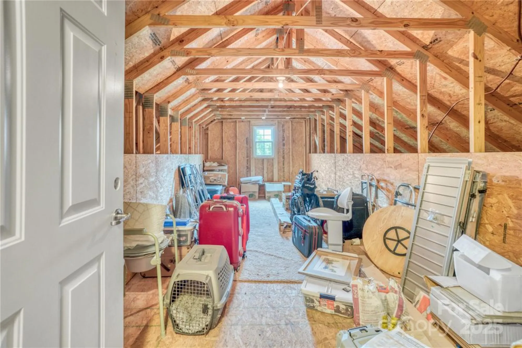 Property Slideshow image 20 of 25 | 12910 meetinghouse dr, Cornelius, NC, 28031