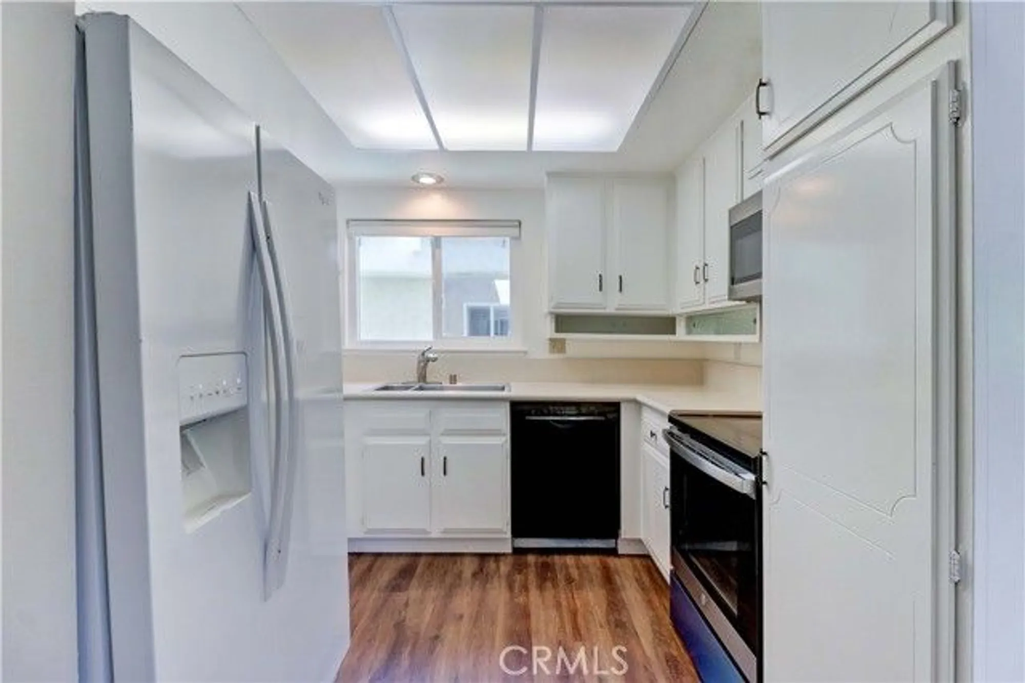 Property Slideshow image 8 of 41 | 2391 via mariposa 2e, Laguna Woods, CA, 92637