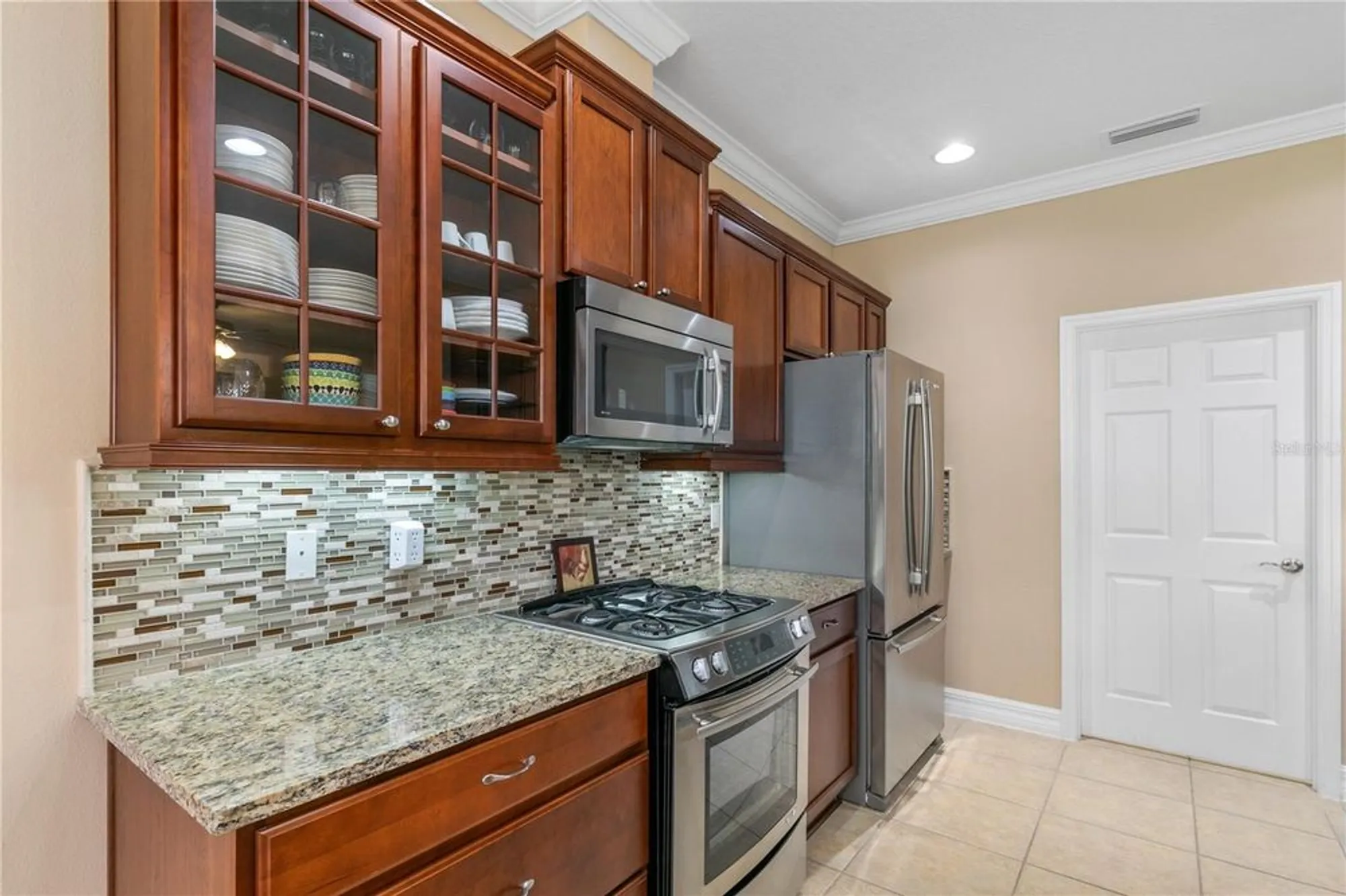 Property Slideshow image 10 of 49 | 105 cupania ct, Groveland, FL, 34736