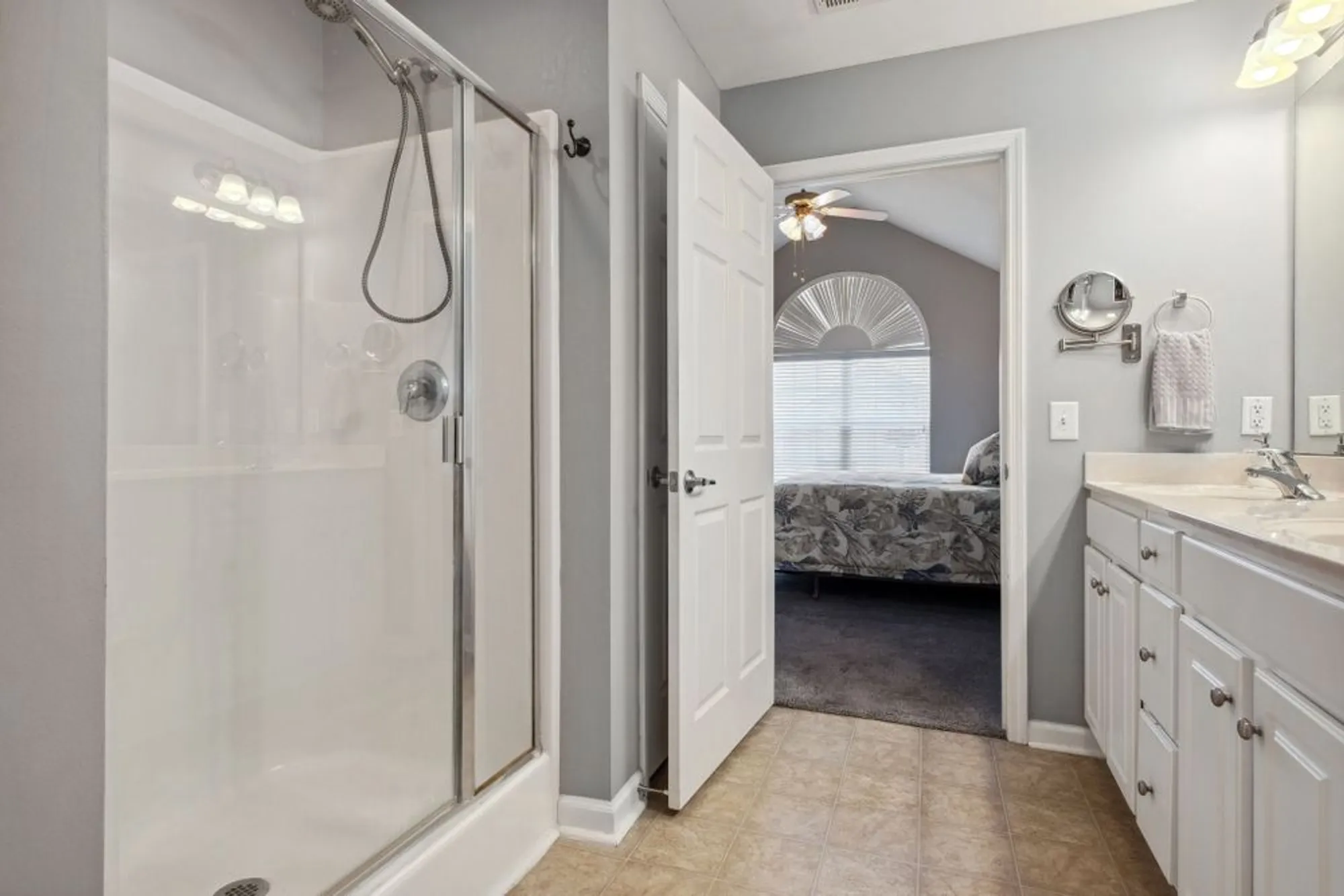 Property Slideshow image 20 of 32 | 825 s browns ln 1501, Gallatin, TN, 37066