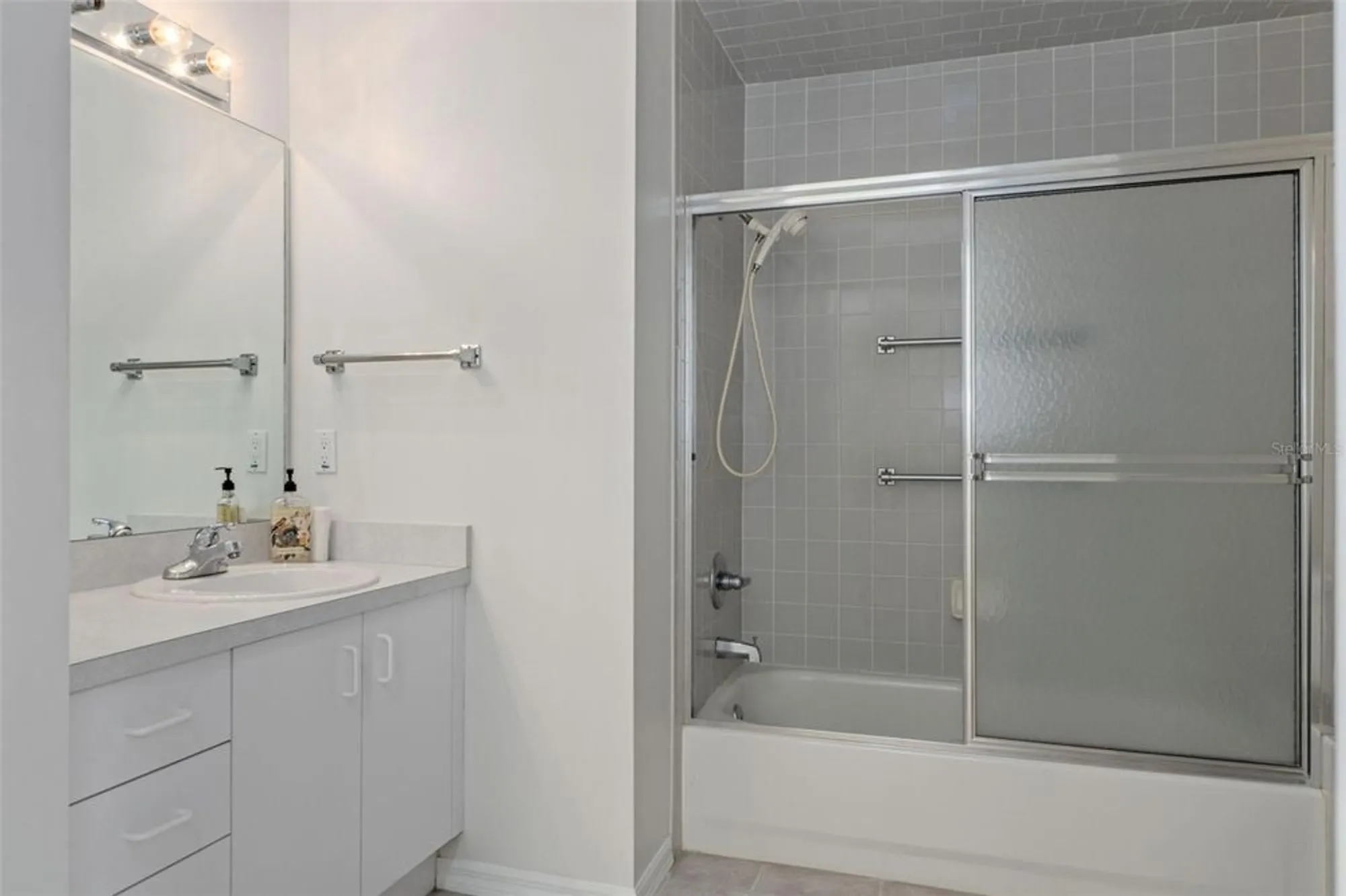 Property Slideshow image 34 of 83 | 7486 bridgewater ln, Spring Hill, FL, 34606