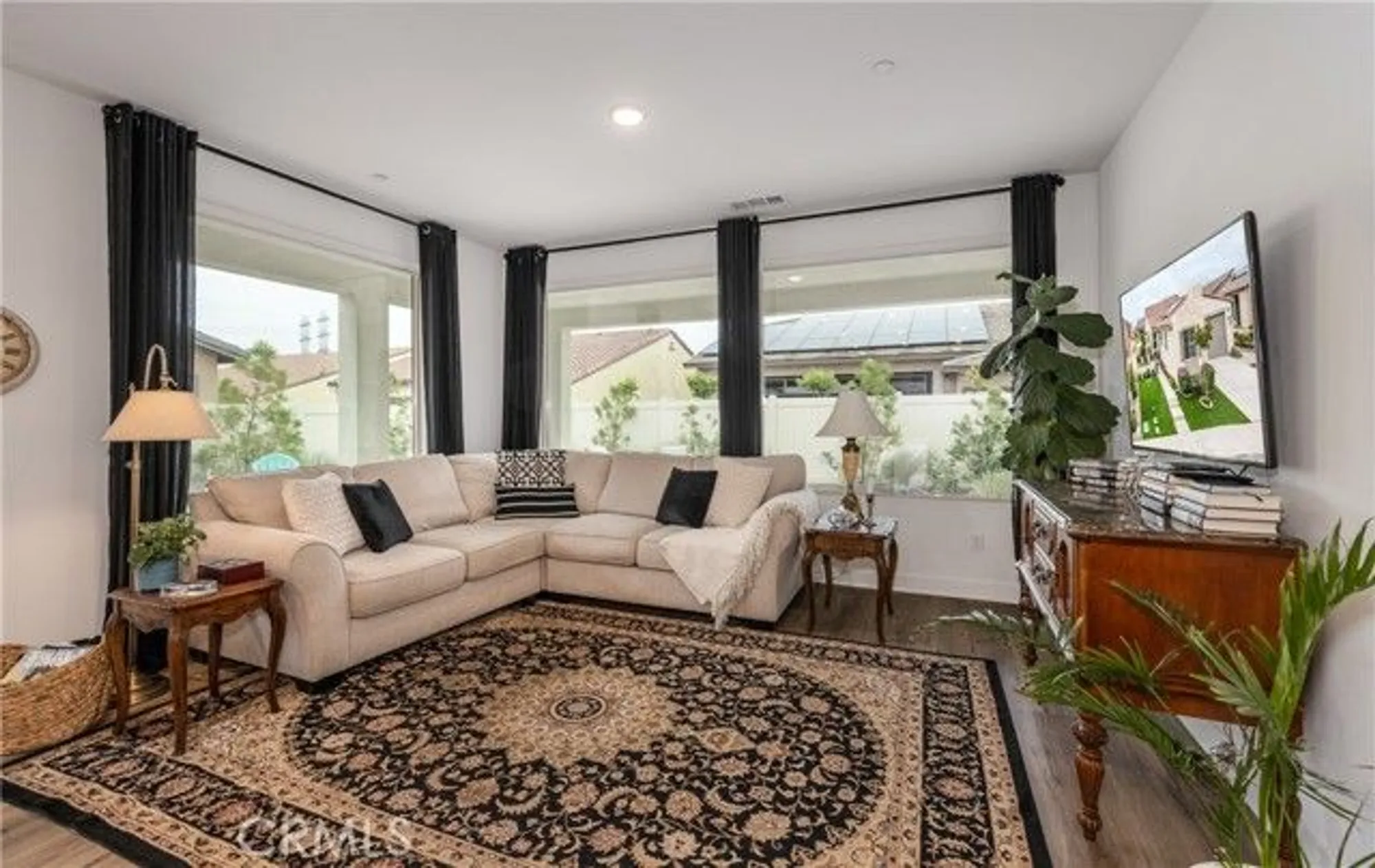 Property Slideshow image 10 of 44 | 1529 newland dr, Beaumont, CA, 92223