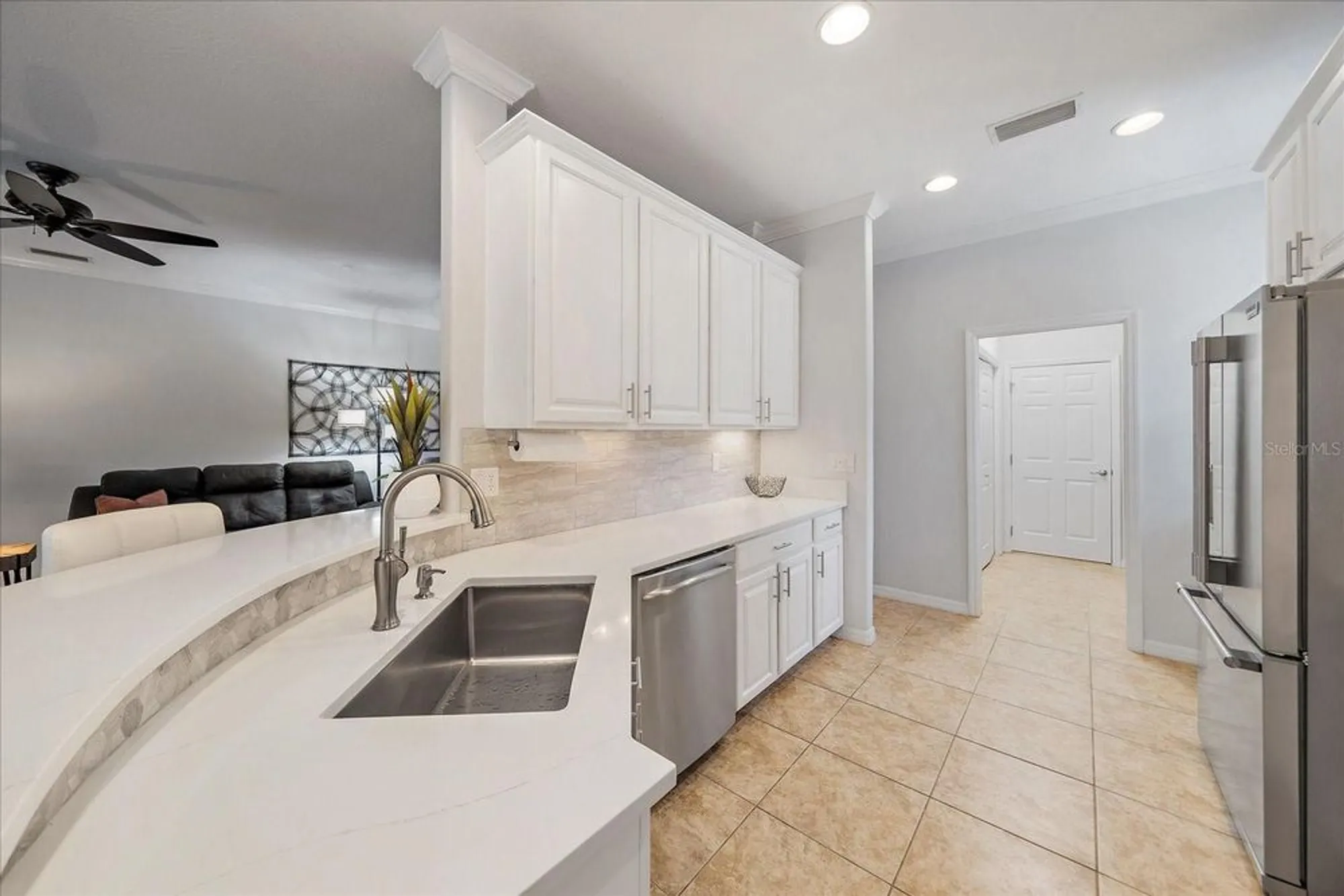 Property Slideshow image 9 of 46 | 131 river enclave ct, Bradenton, FL, 34212