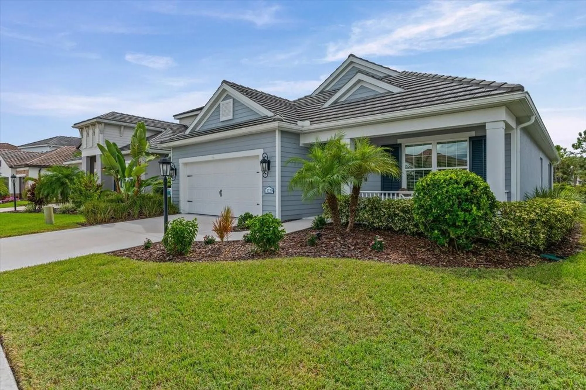 Property Slideshow image 2 of 50 | 13229 steinhatchee loop, Venice, FL, 34293