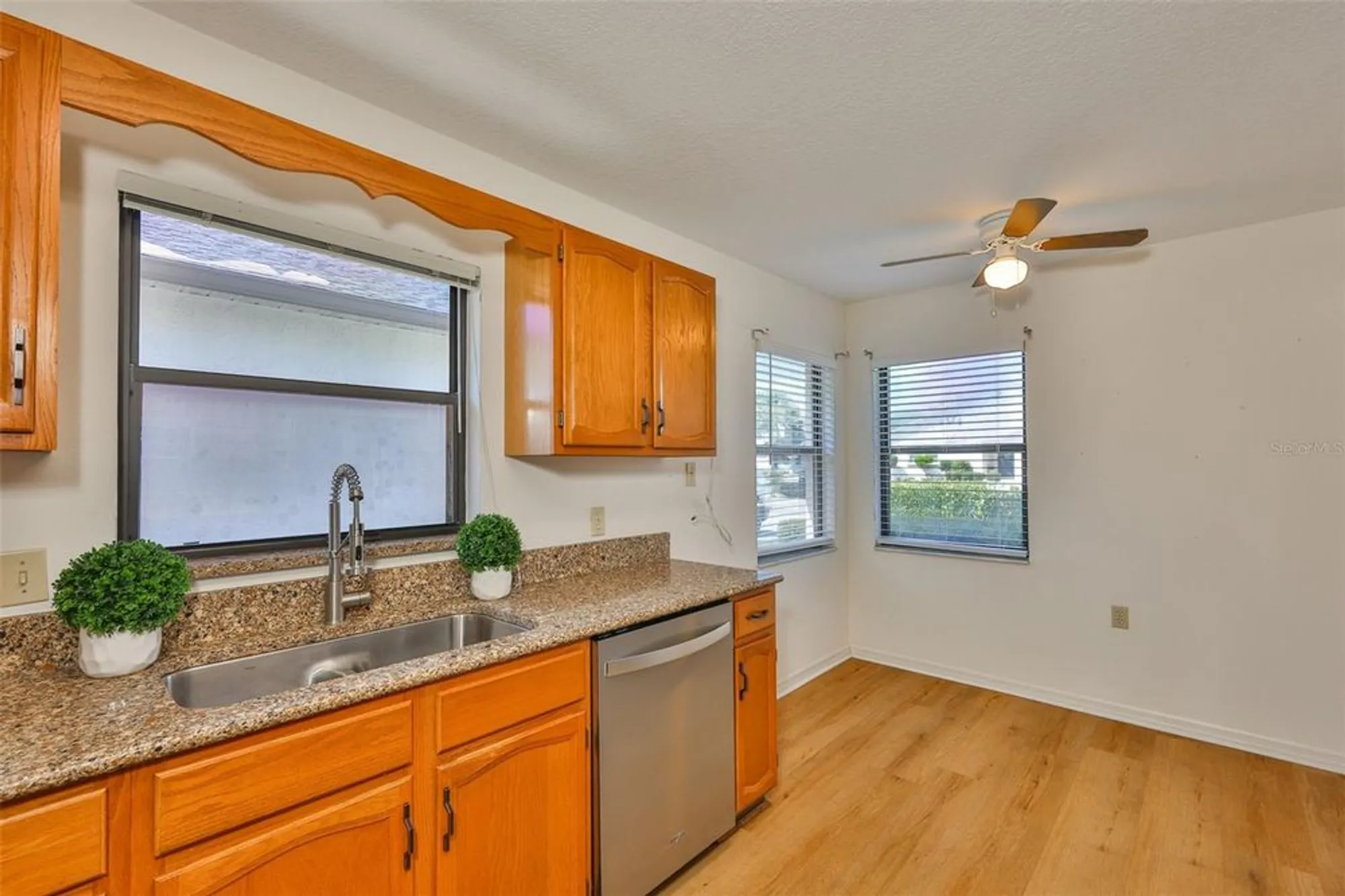 Property Slideshow image 12 of 39 | 6253 sandpipers dr, Lakeland, FL, 33809