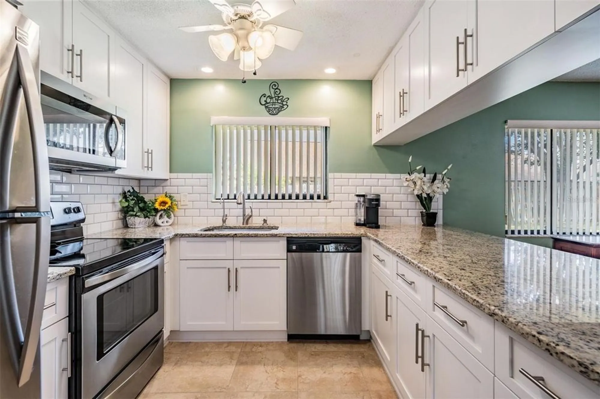 Property Slideshow image 4 of 38 | 2267 sequoia dr, Clearwater, FL, 33763