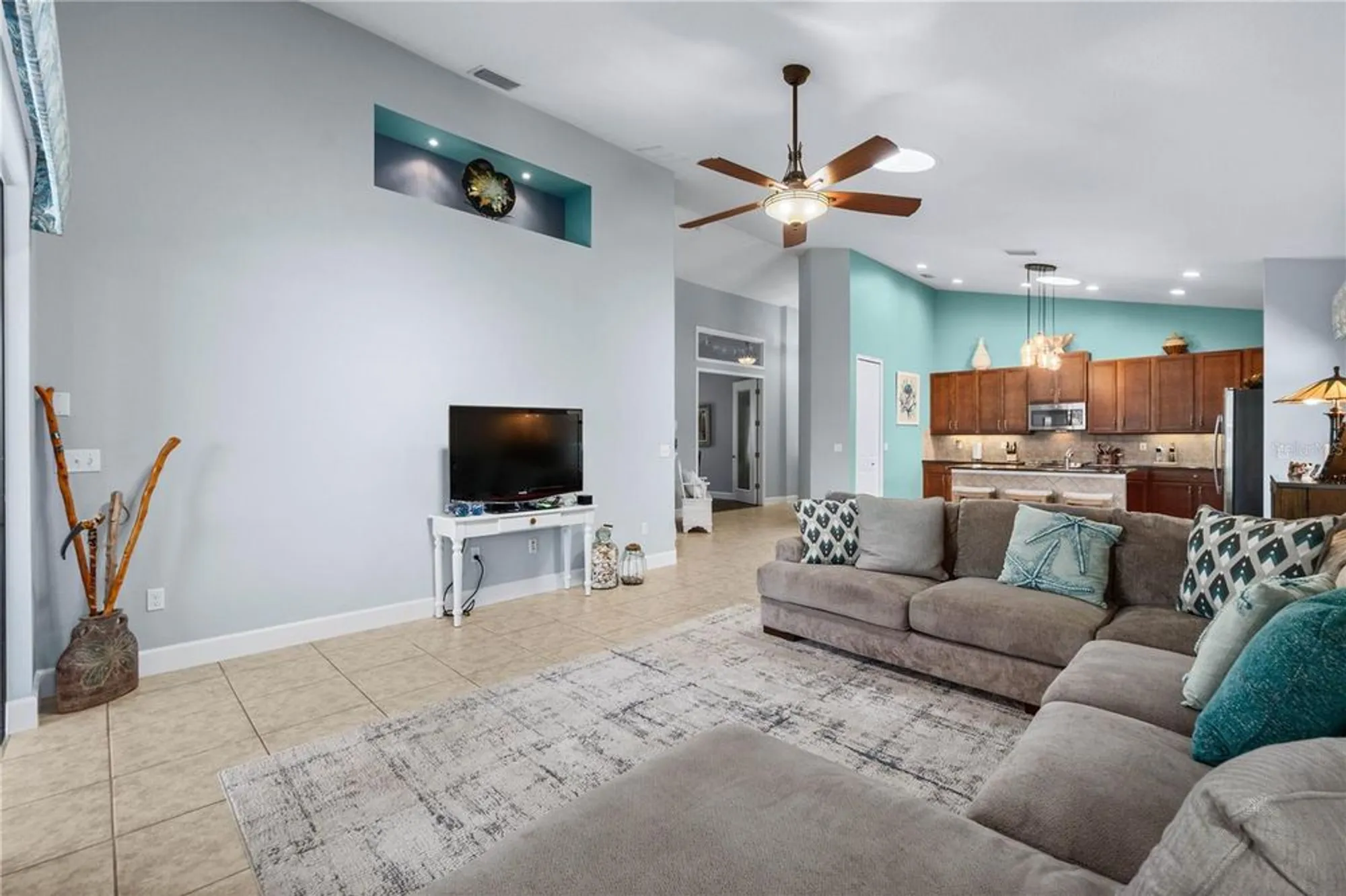 Property Slideshow image 15 of 51 | 642 elk river dr, Ormond Beach, FL, 32174