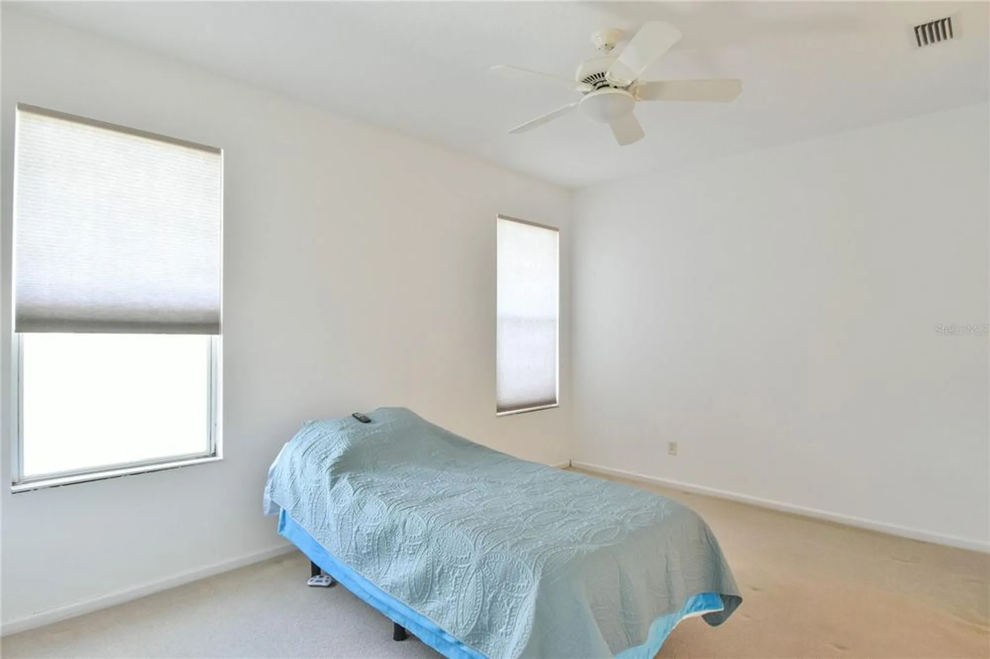 Property Slideshow image 13 of 30 | 5551 nw 25th loop, Ocala, FL, 34482