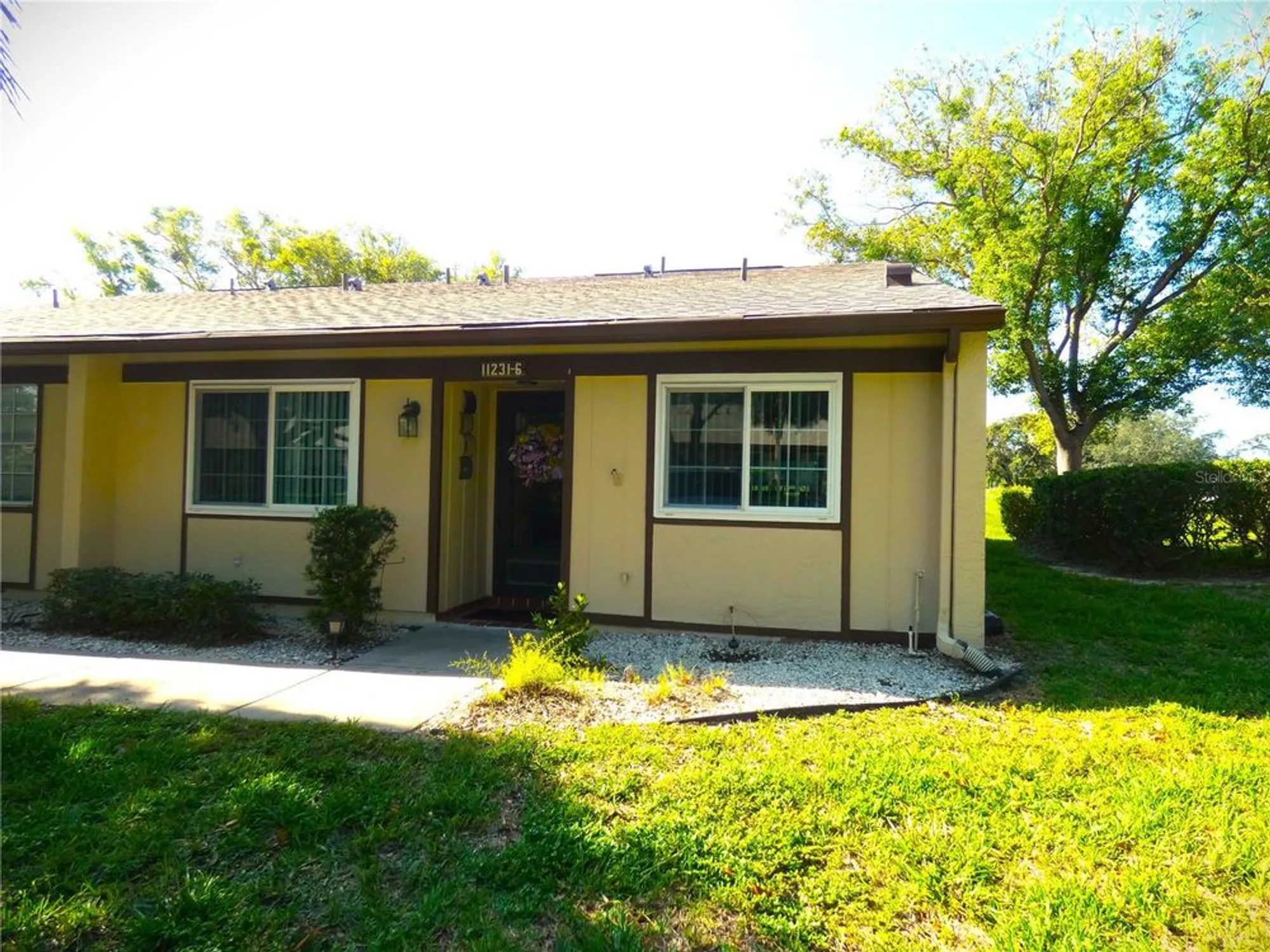 Property Slideshow image 1 of 33 | 11231 dollar lake dr apt 6, Port Richey, FL, 34668