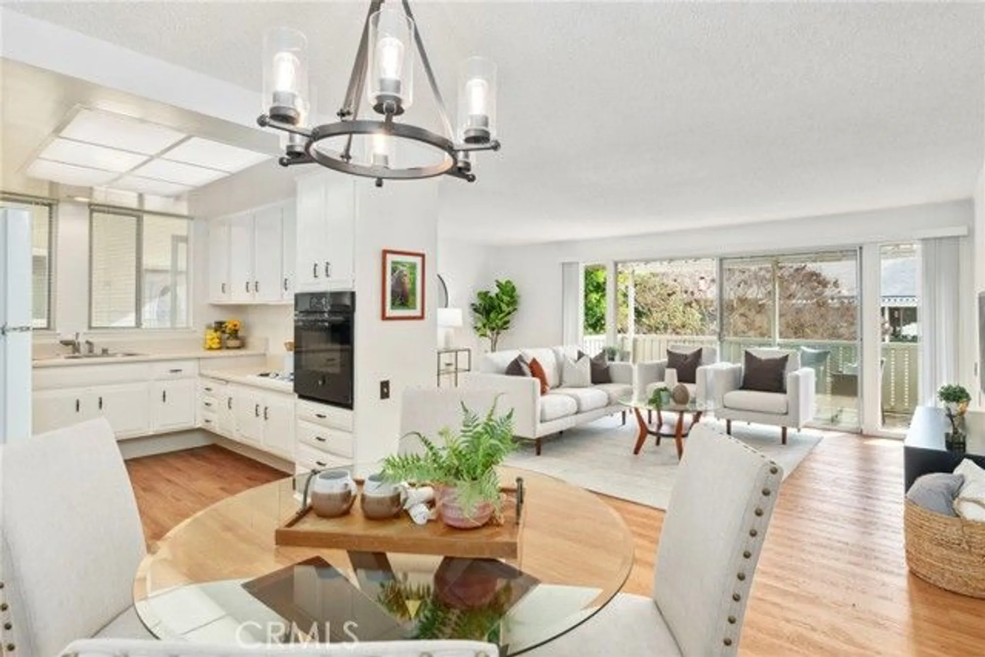 Property Slideshow image 11 of 35 | 225 avenida majorca n, Laguna Woods, CA, 92637