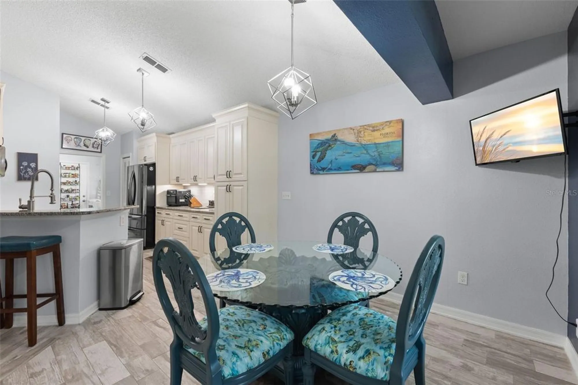 Property Slideshow image 19 of 51 | 1911 e del webb blvd, Sun City Center, FL, 33573