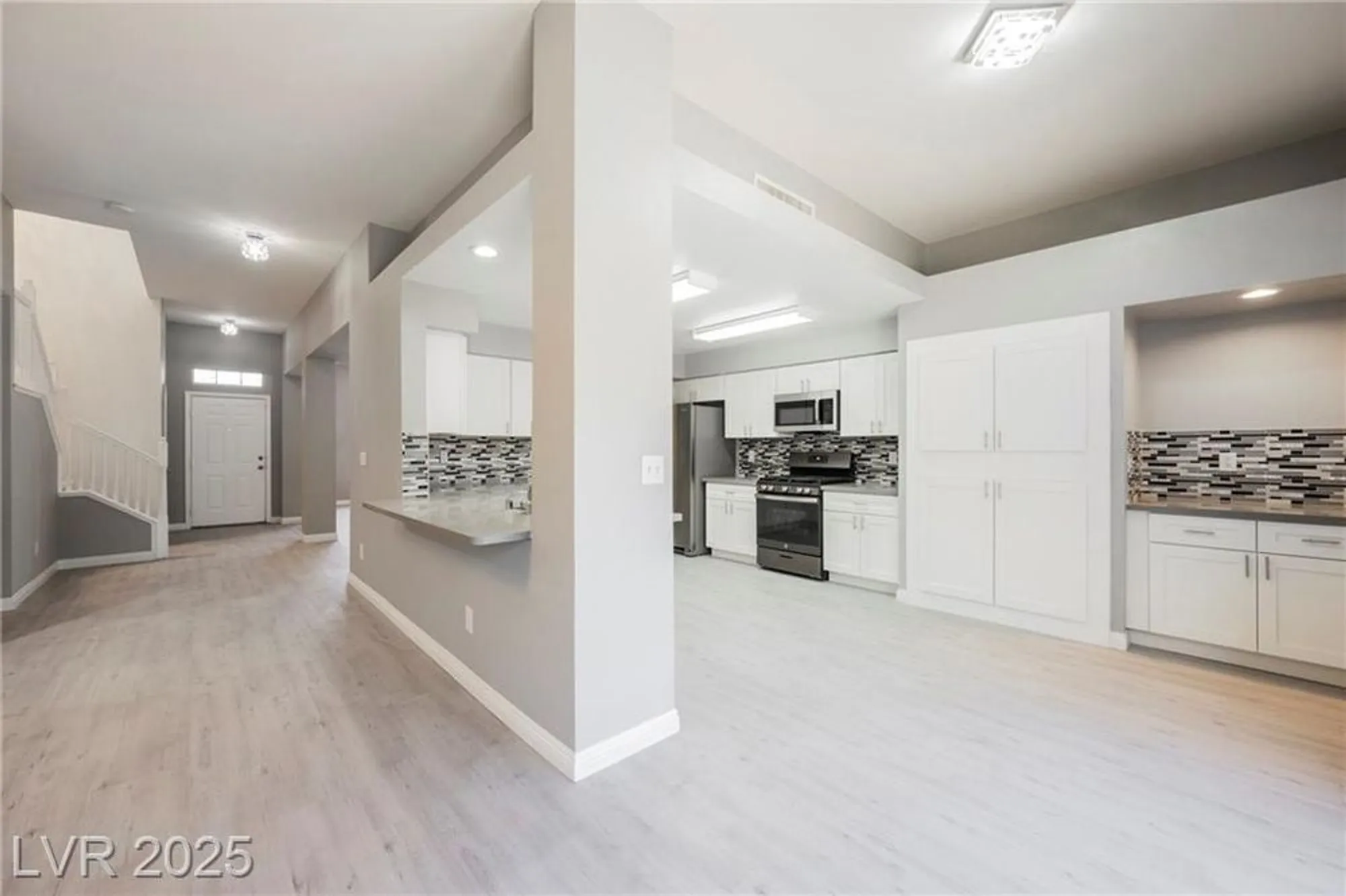 Property Slideshow image 26 of 66 | 5133 burr oak dr, Las Vegas, NV, 89130
