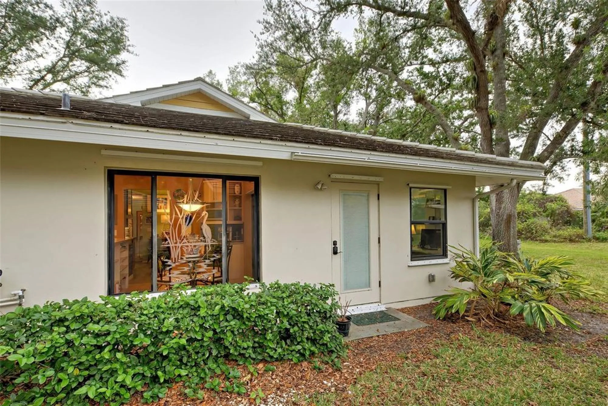 Property Slideshow image 43 of 68 | 263 southampton dr # 301, Venice, FL, 34293