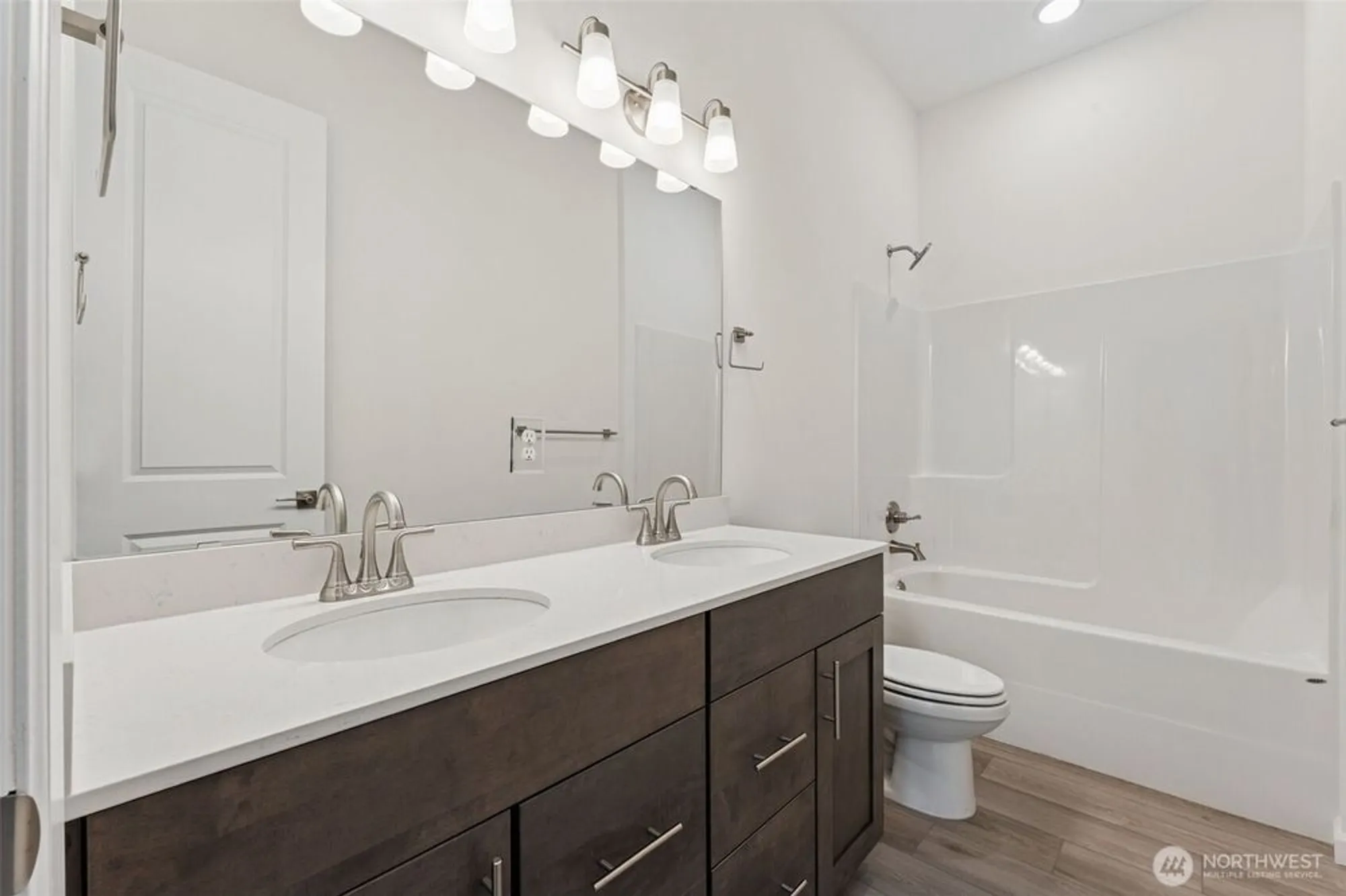 Property Slideshow image 3 of 15 | 51 mccartney peak # 74, Port Ludlow, WA, 98365