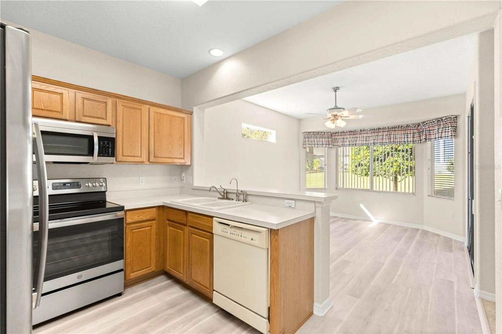 Property Slideshow image 9 of 46 | 13194 se 93rd terrace rd, Summerfield, FL, 34491