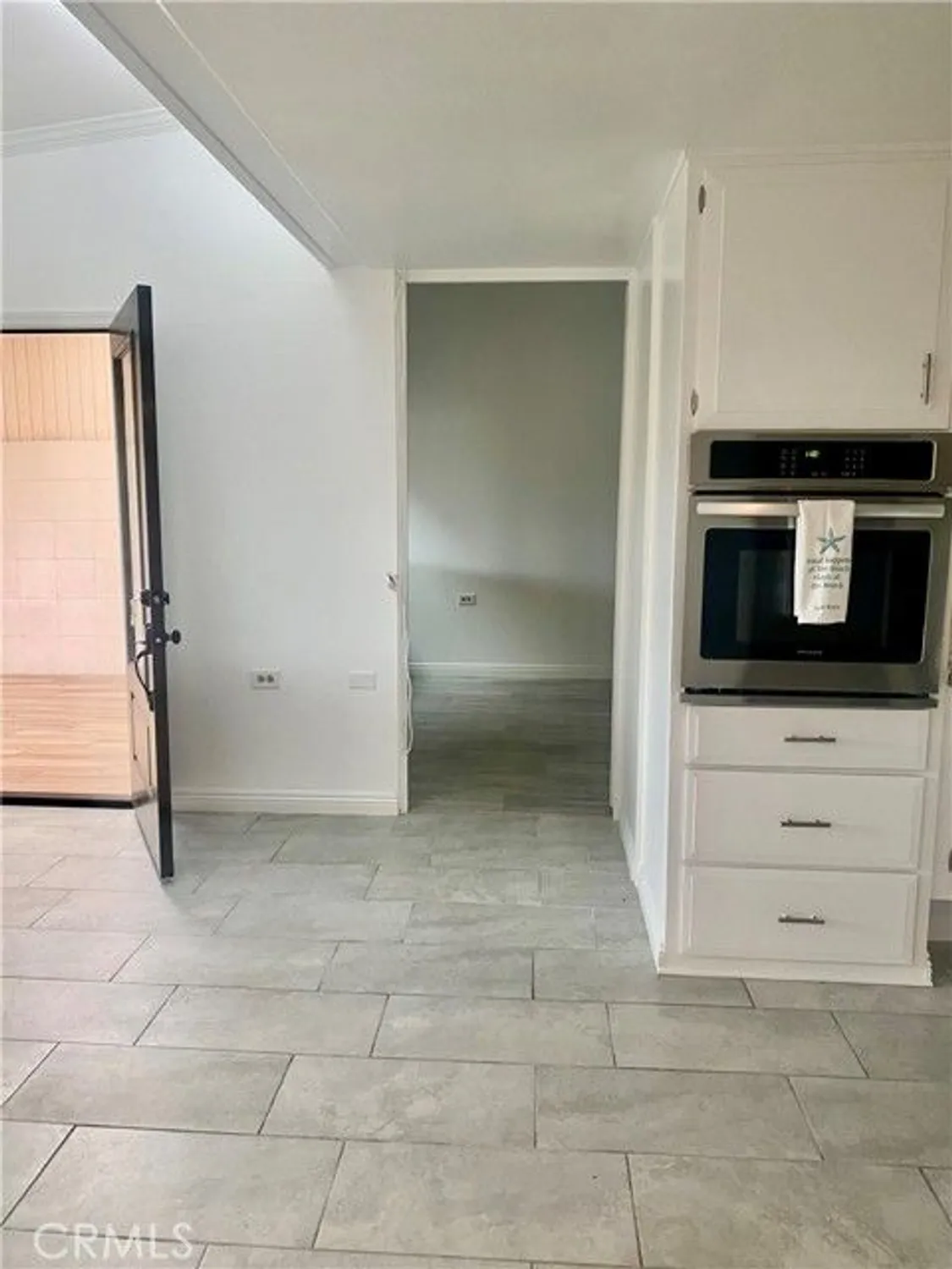 Property Slideshow image 28 of 30 | 13521 wentworth ln, Seal Beach, CA, 90740