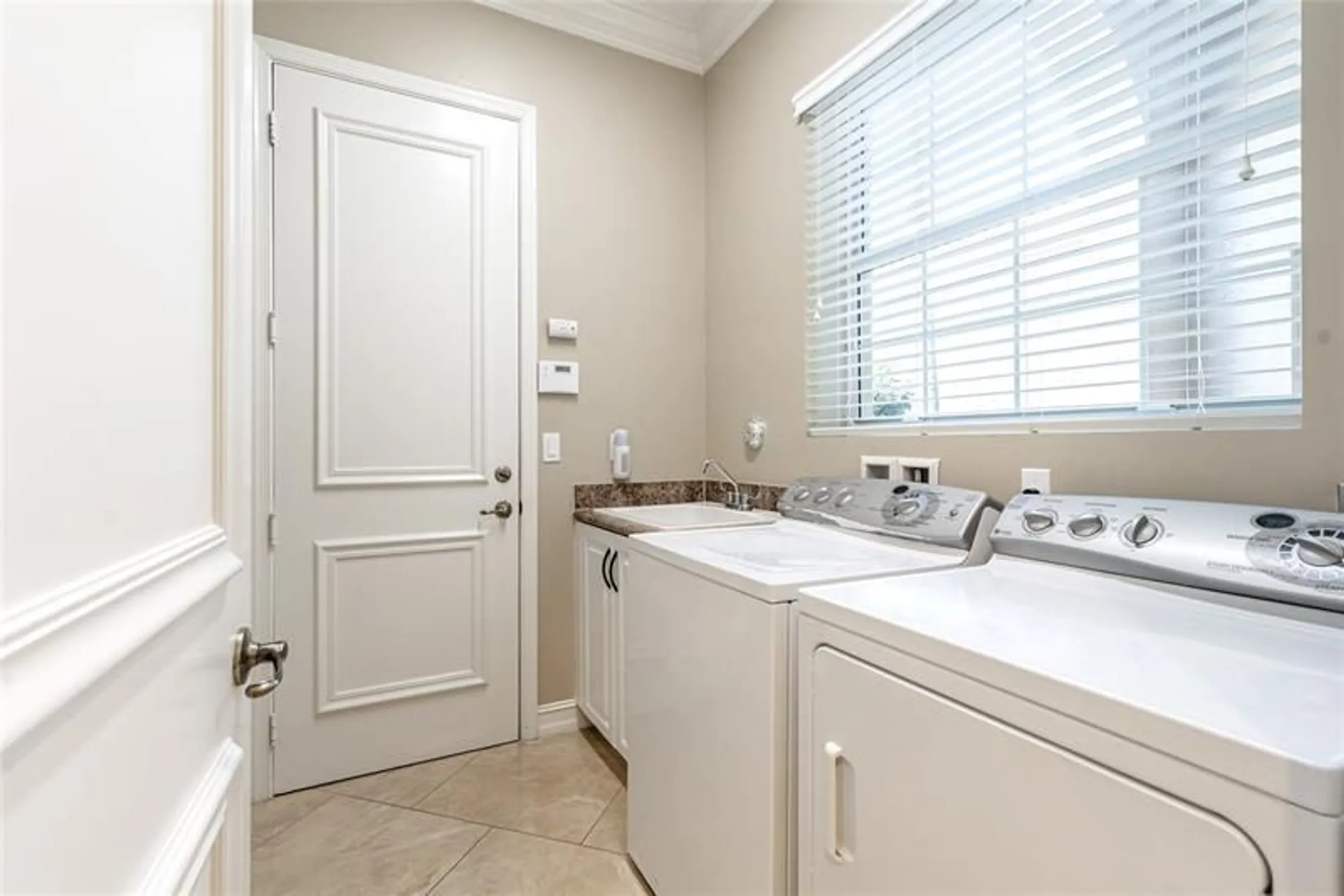 Property Slideshow image 27 of 40 | 10576 whitewind cir, Boynton Beach, FL, 33473