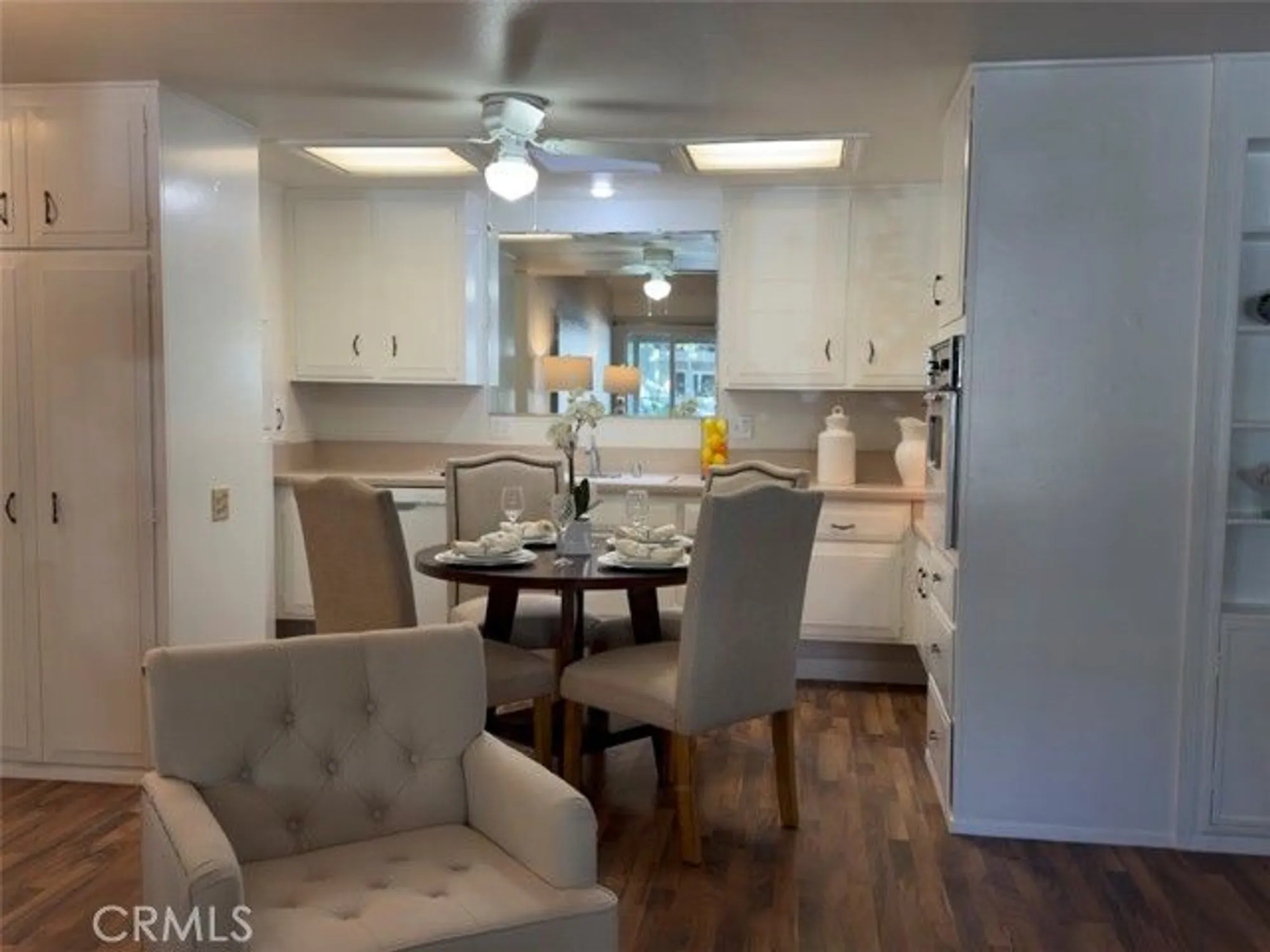 Property Slideshow image 12 of 38 | 13421 del monte dr, Seal Beach, CA, 90740