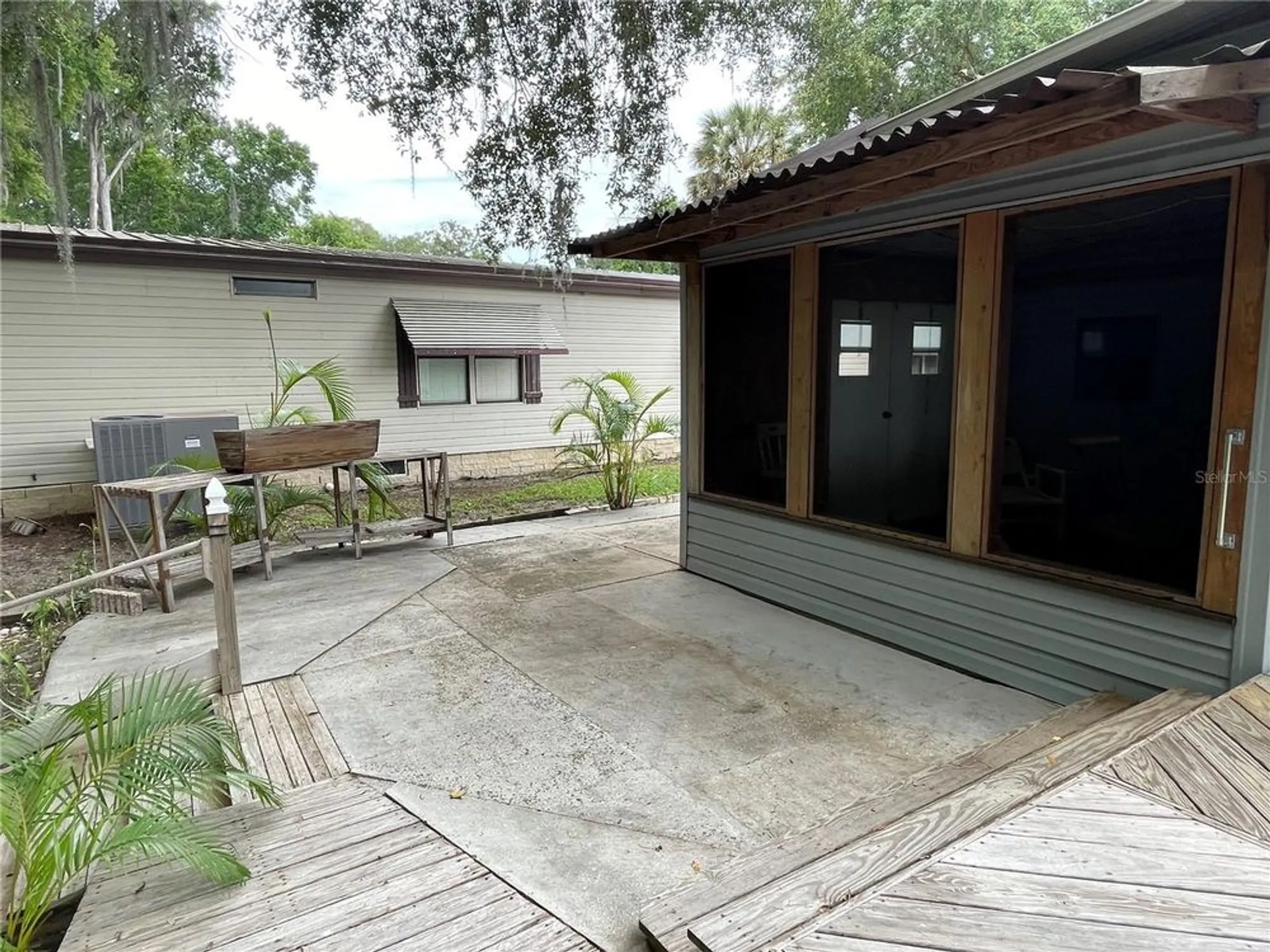 Property Slideshow image 18 of 27 | 309 s timber trl, Wildwood, FL, 34785