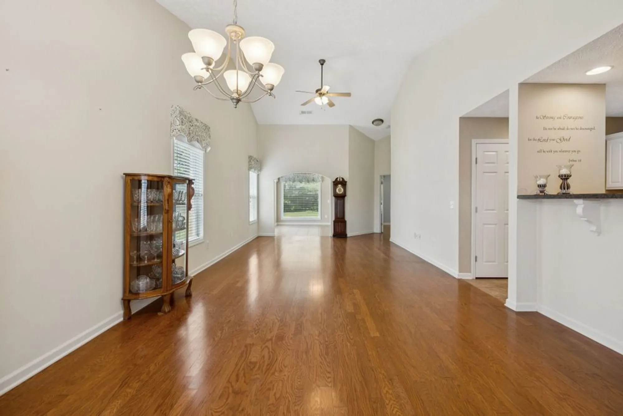 Property Slideshow image 10 of 47 | 145 plymouth dr, Lebanon, TN, 37087