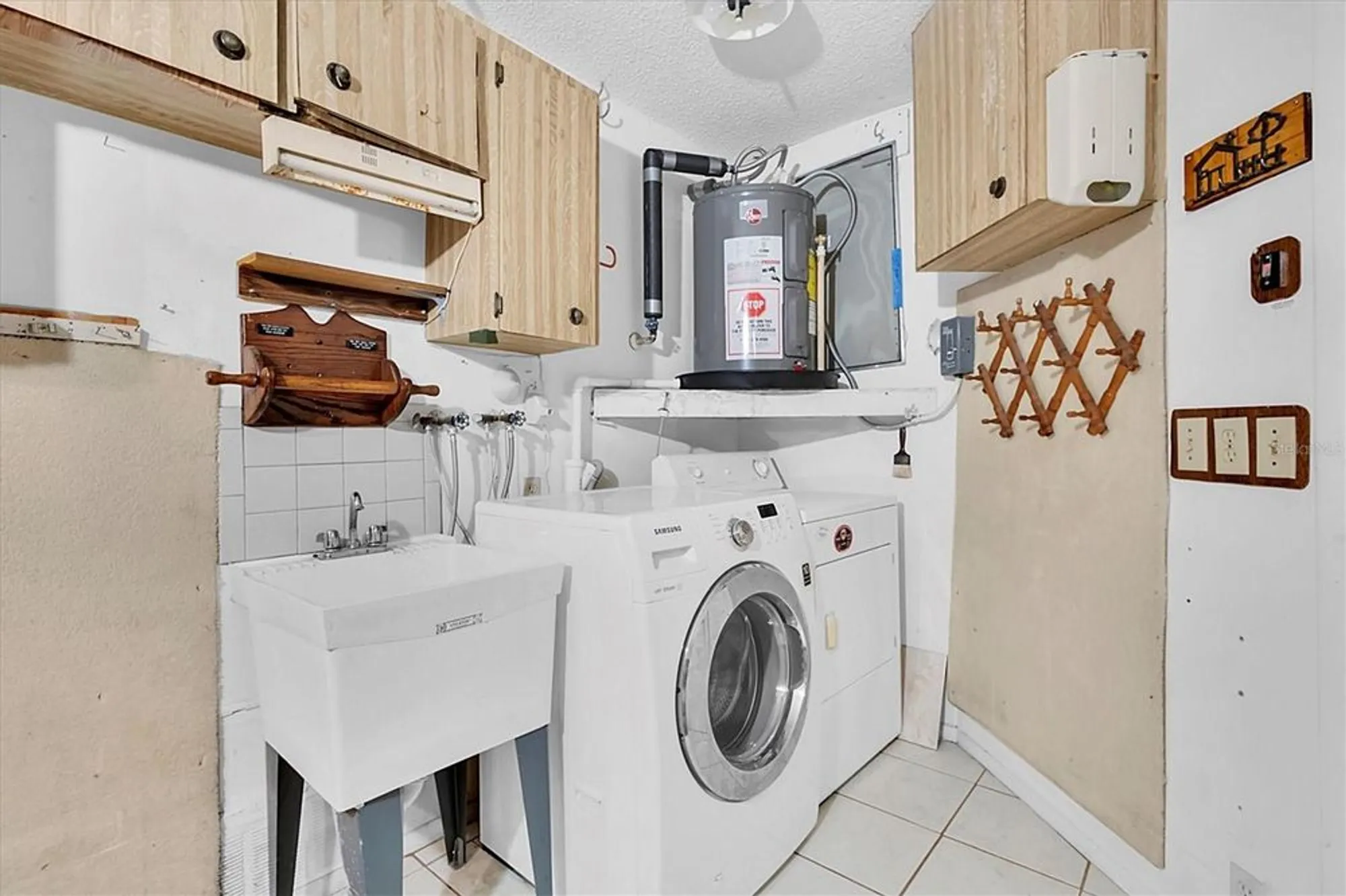 Property Slideshow image 28 of 63 | 4837 boonesboro ct, New Port Richey, FL, 34655