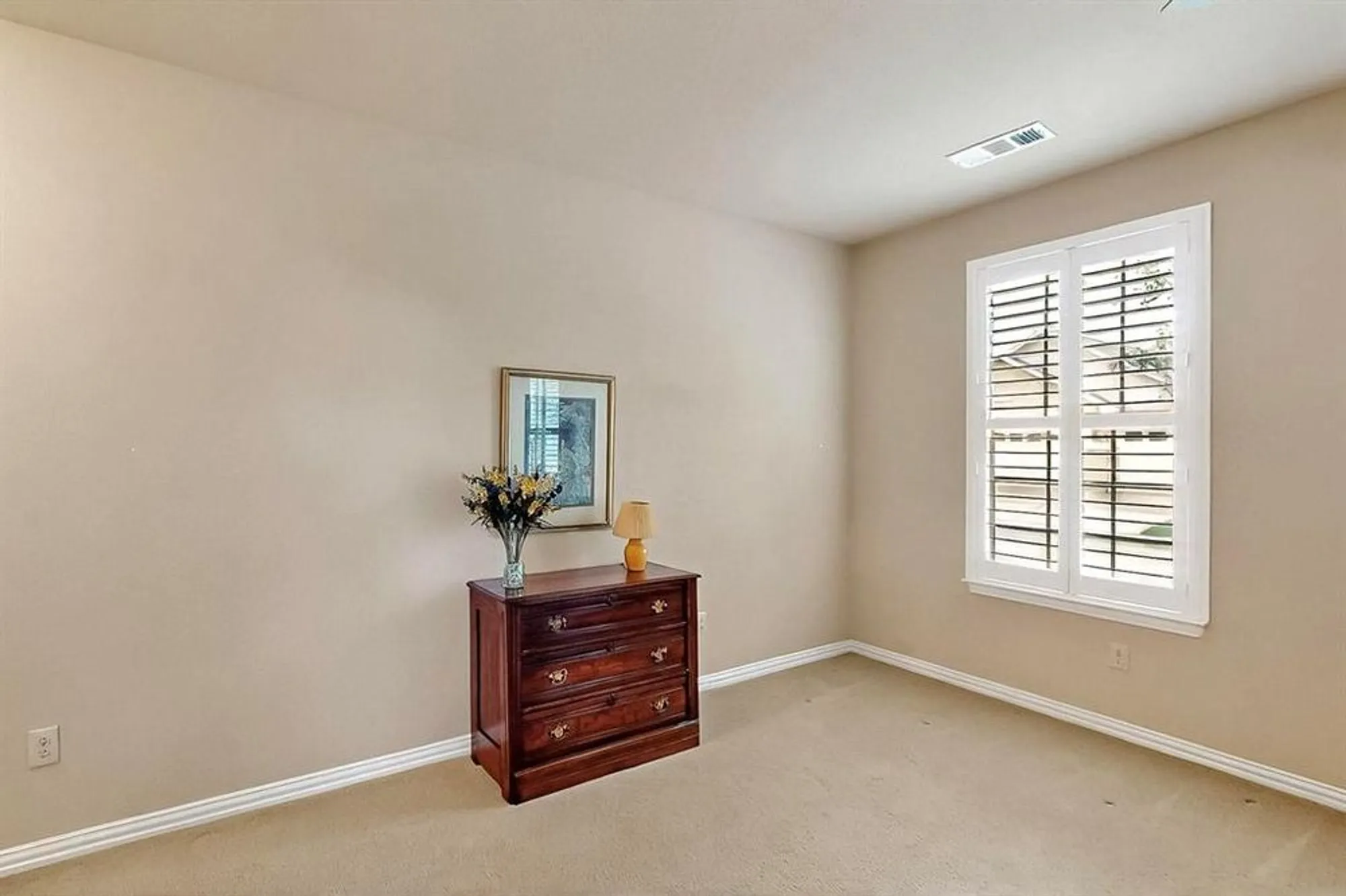 Property Slideshow image 29 of 38 | 11908 glenbrook st, Denton, TX, 76207