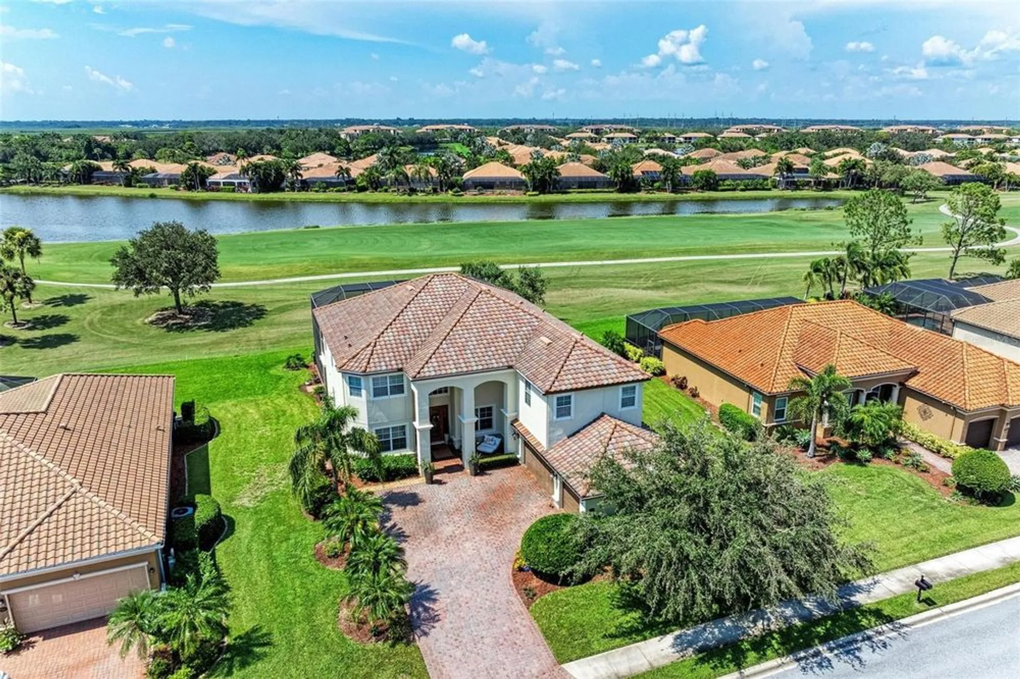 Property Slideshow image 68 of 94 | 7805 heritage grand pl, Bradenton, FL, 34212