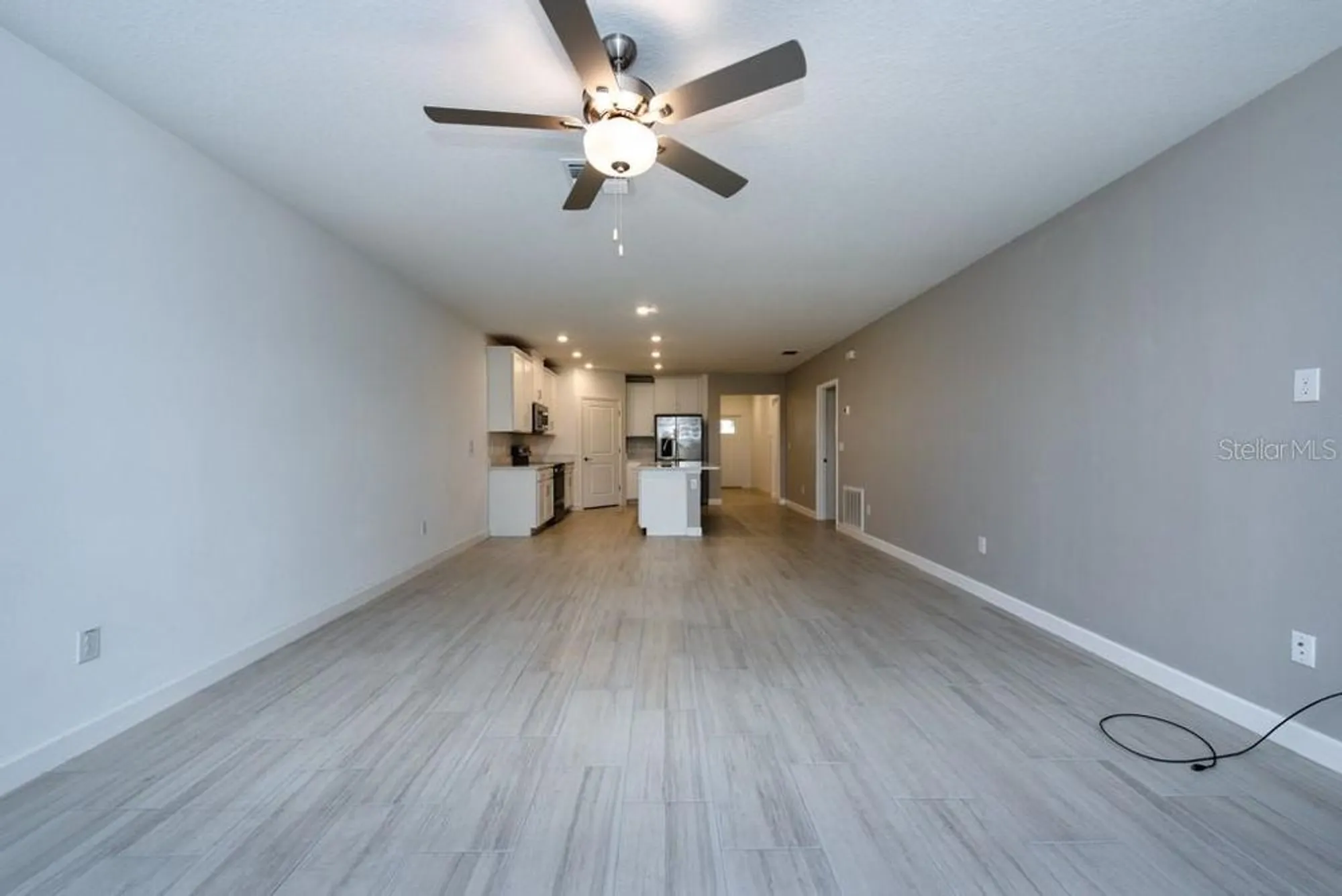 Property Slideshow image 8 of 40 | 10976 gable dig loop, San Antonio, FL, 33576