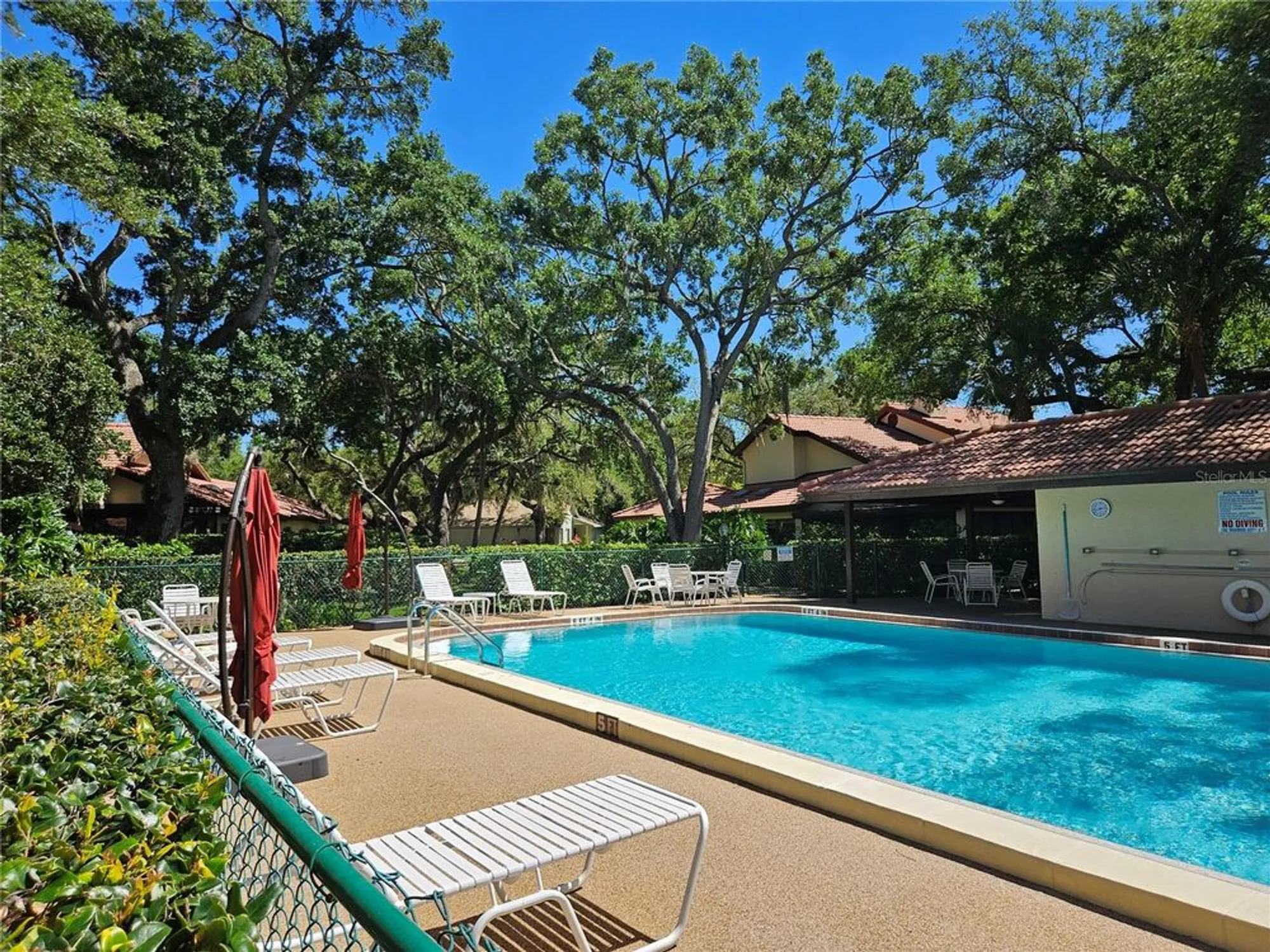 Property Slideshow image 72 of 94 | 7254 oak moss dr 72, Sarasota, FL, 34241