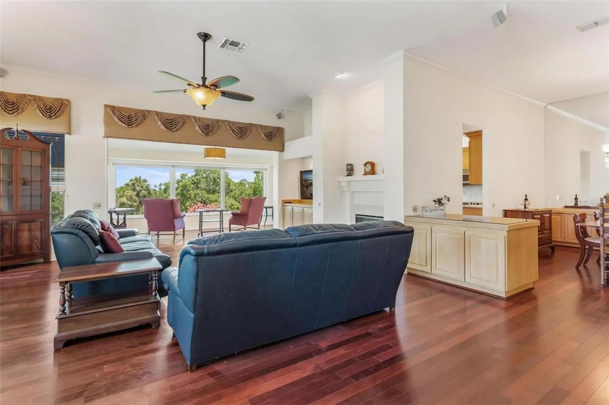 Property Slideshow image 6 of 53 | 6048 topsail rd, Lady Lake, FL, 32159