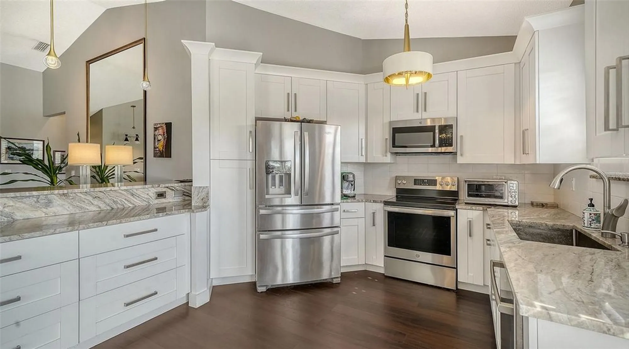 Property Slideshow image 16 of 53 | 5260 heron way # 202, Sarasota, FL, 34231