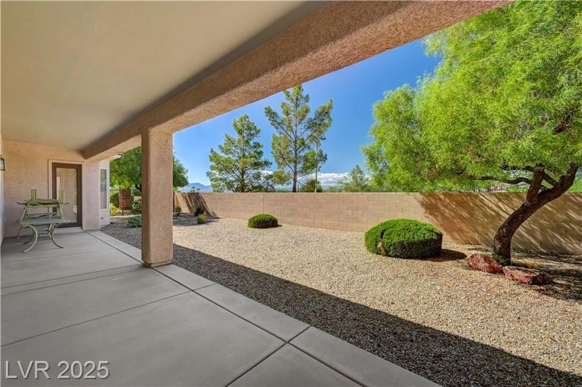 Property Slideshow image 43 of 45 | 2183 clearwater lake dr, Henderson, NV, 89044