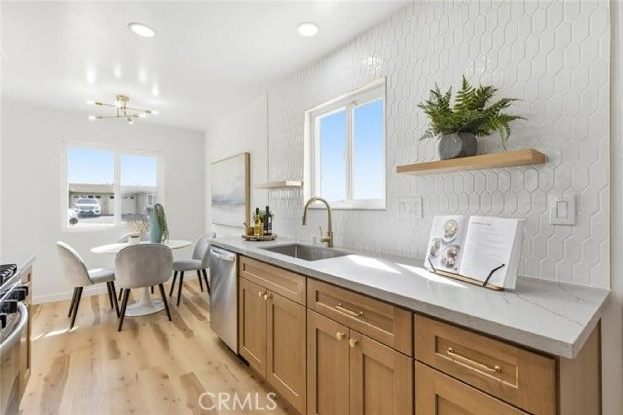 Property Slideshow image 7 of 24 | 3648 mira pacific dr, Oceanside, CA, 92056