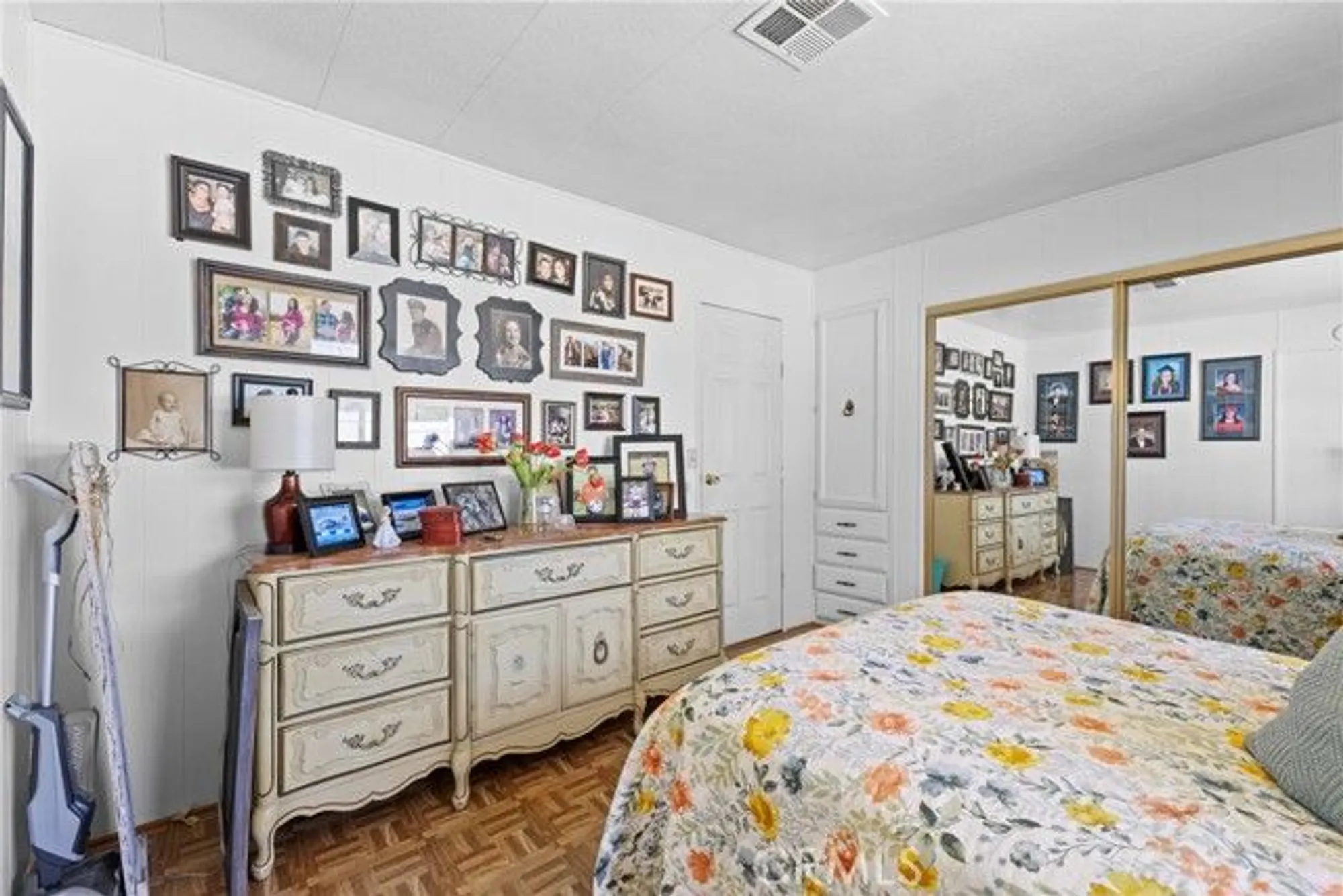 Property Slideshow image 16 of 49 | 29120 calle cisne, Murrieta, CA, 92563