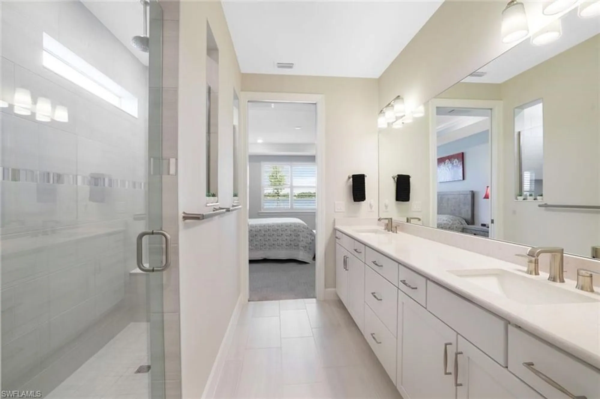 Property Slideshow image 19 of 32 | 17563 winding oak ln, North Fort Myers, FL, 33917