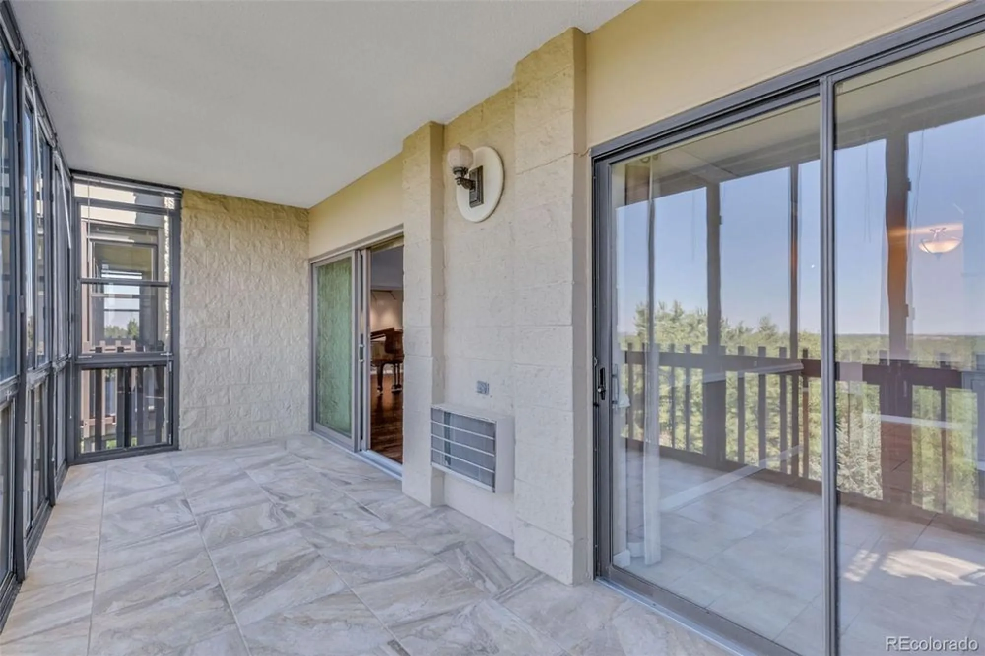 Property Slideshow image 24 of 50 | 14390 e marina dr apt 606, Aurora, CO, 80014