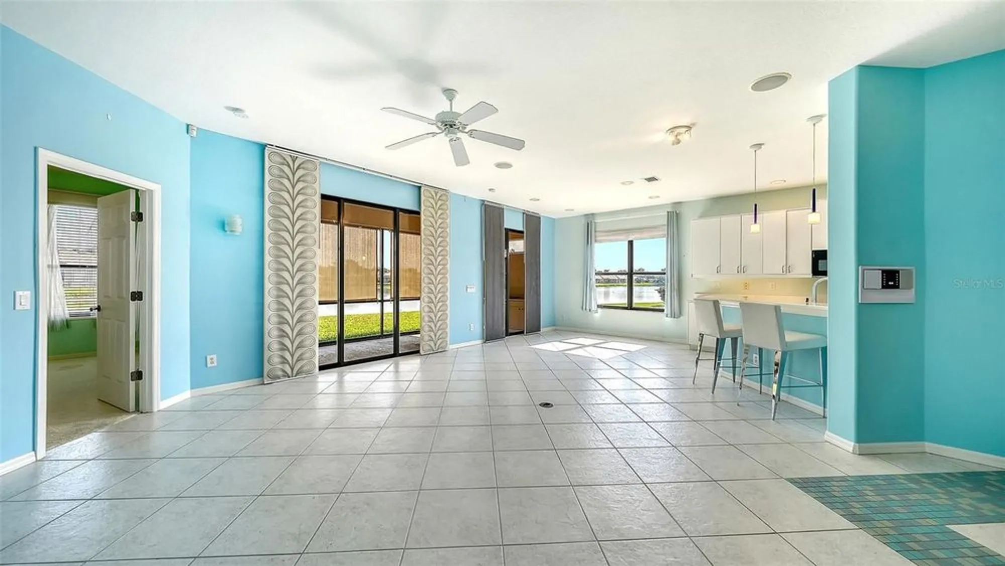 Property Slideshow image 14 of 74 | 4160 mackay falls ter, Sarasota, FL, 34243
