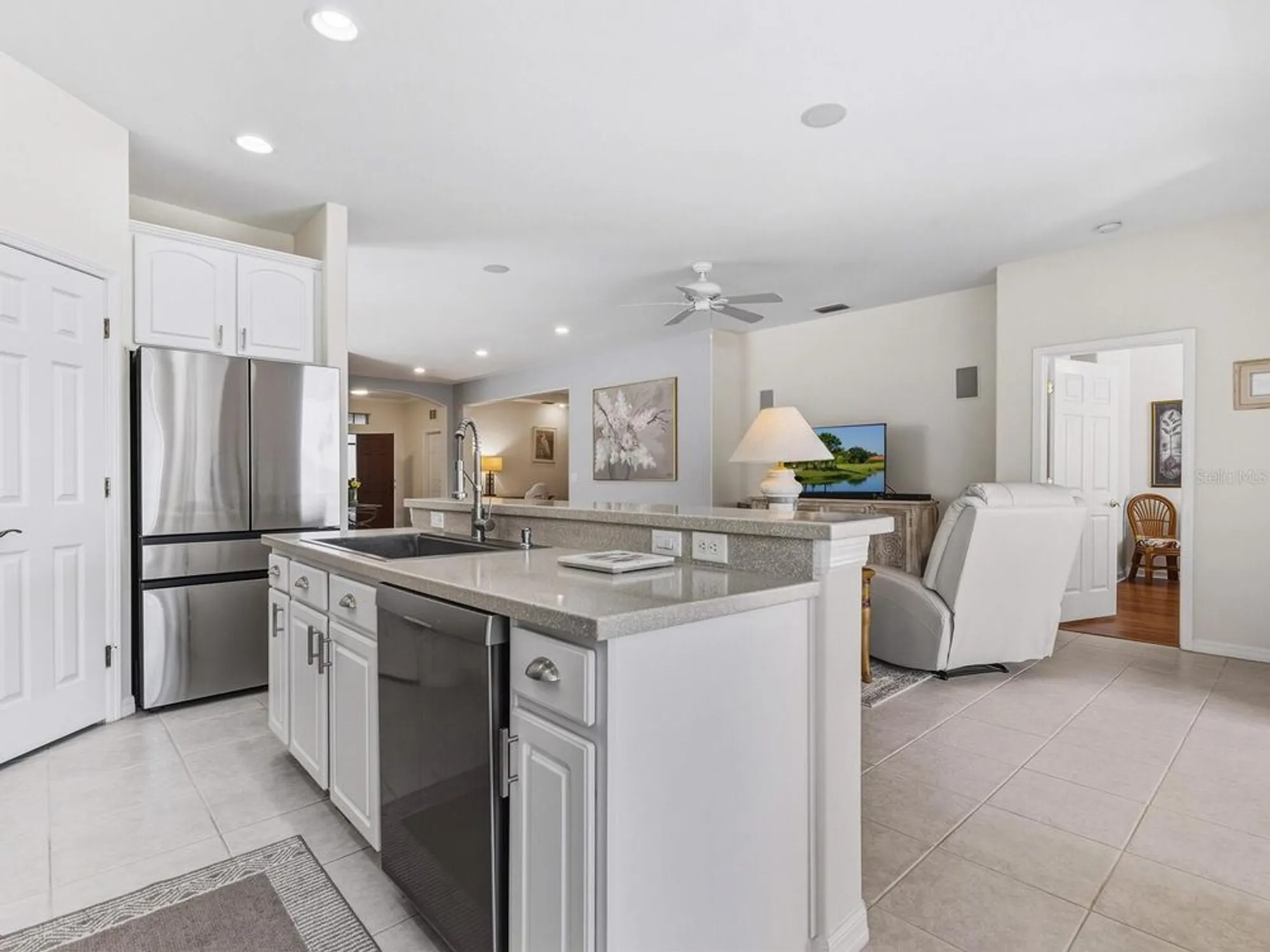 Property Slideshow image 17 of 41 | 1379 maseno dr, Venice, FL, 34292
