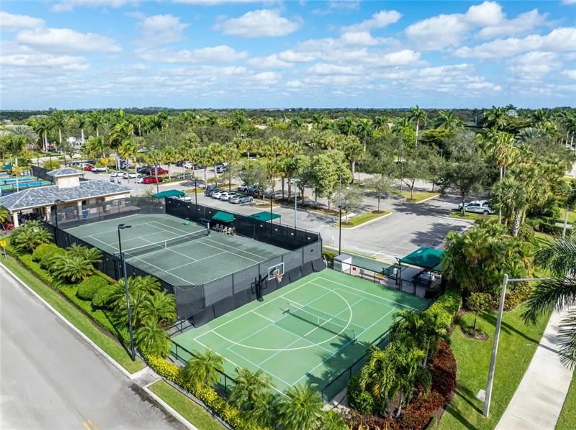 Property Slideshow image 38 of 40 | 10576 whitewind cir, Boynton Beach, FL, 33473