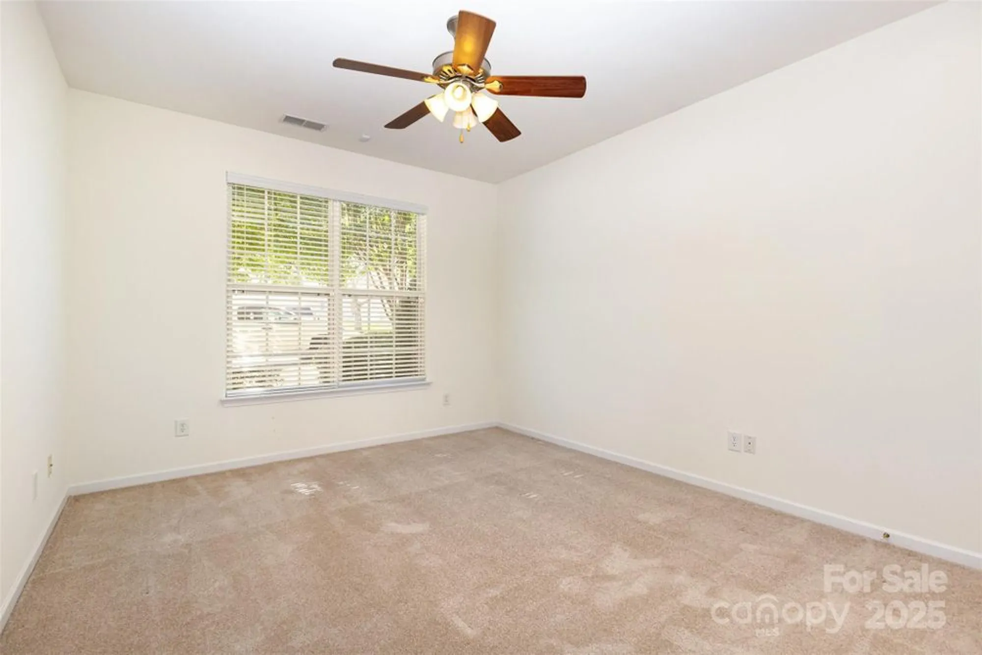 Property Slideshow image 29 of 48 | 977 platinum dr, Fort Mill, SC, 29708