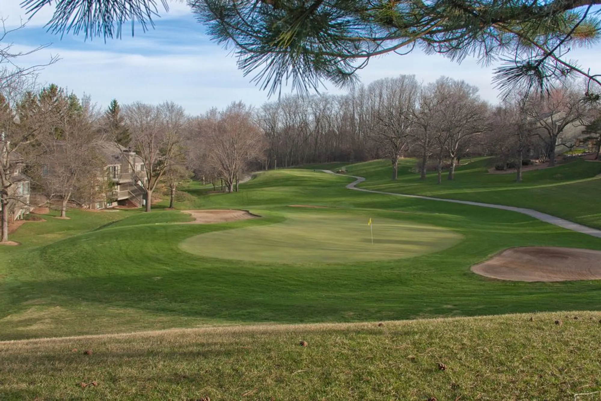 Property Slideshow image 37 of 53 | 668 shoreline rd, Lake Barrington, IL, 60010