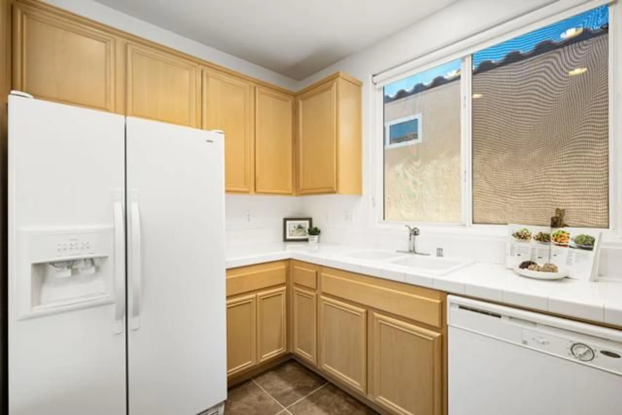 Property Slideshow image 8 of 30 | 47635 soft moonlight, La Quinta, CA, 92253