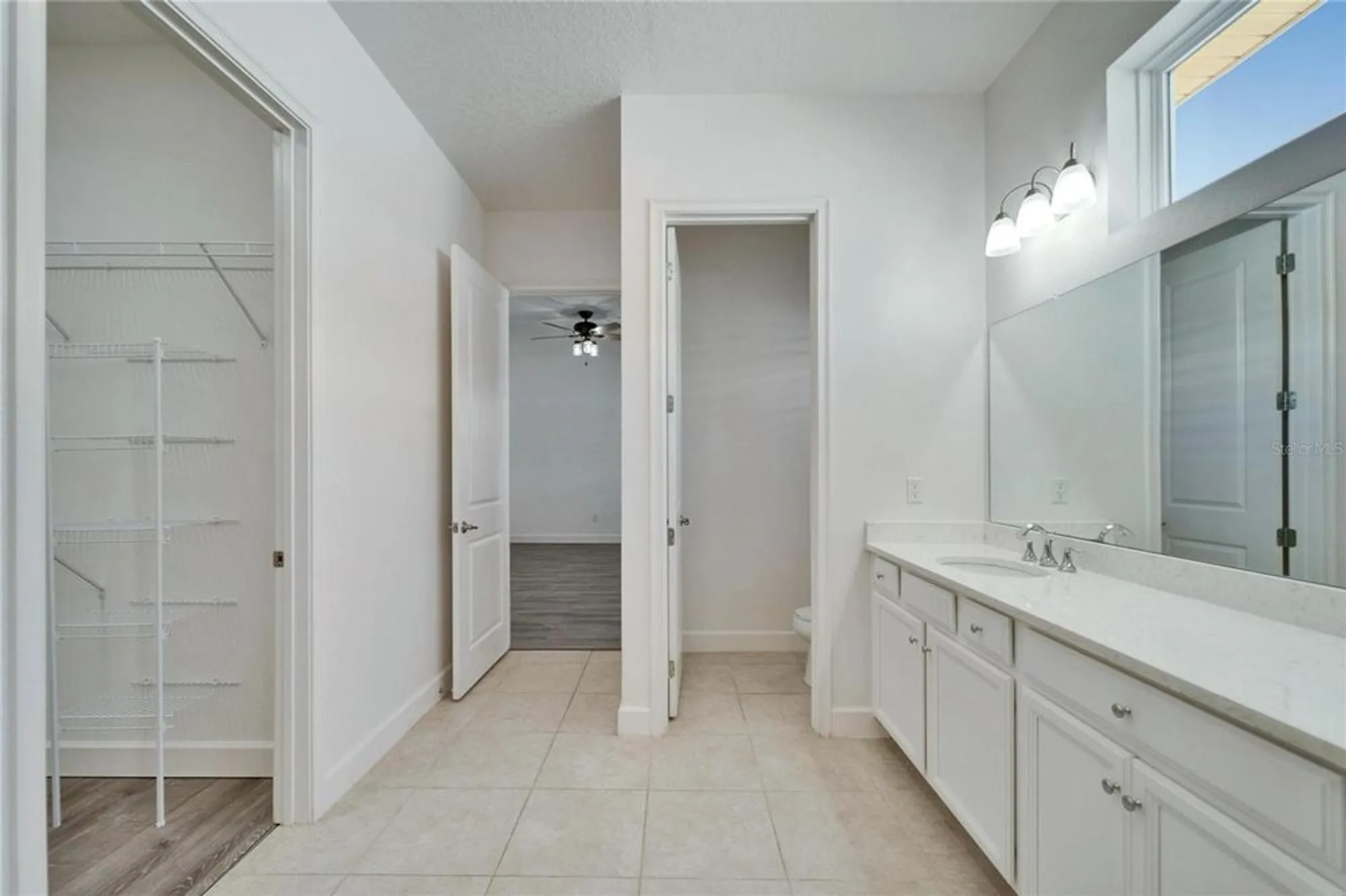Property Slideshow image 17 of 61 | 729 winterside dr, Apollo Beach, FL, 33572