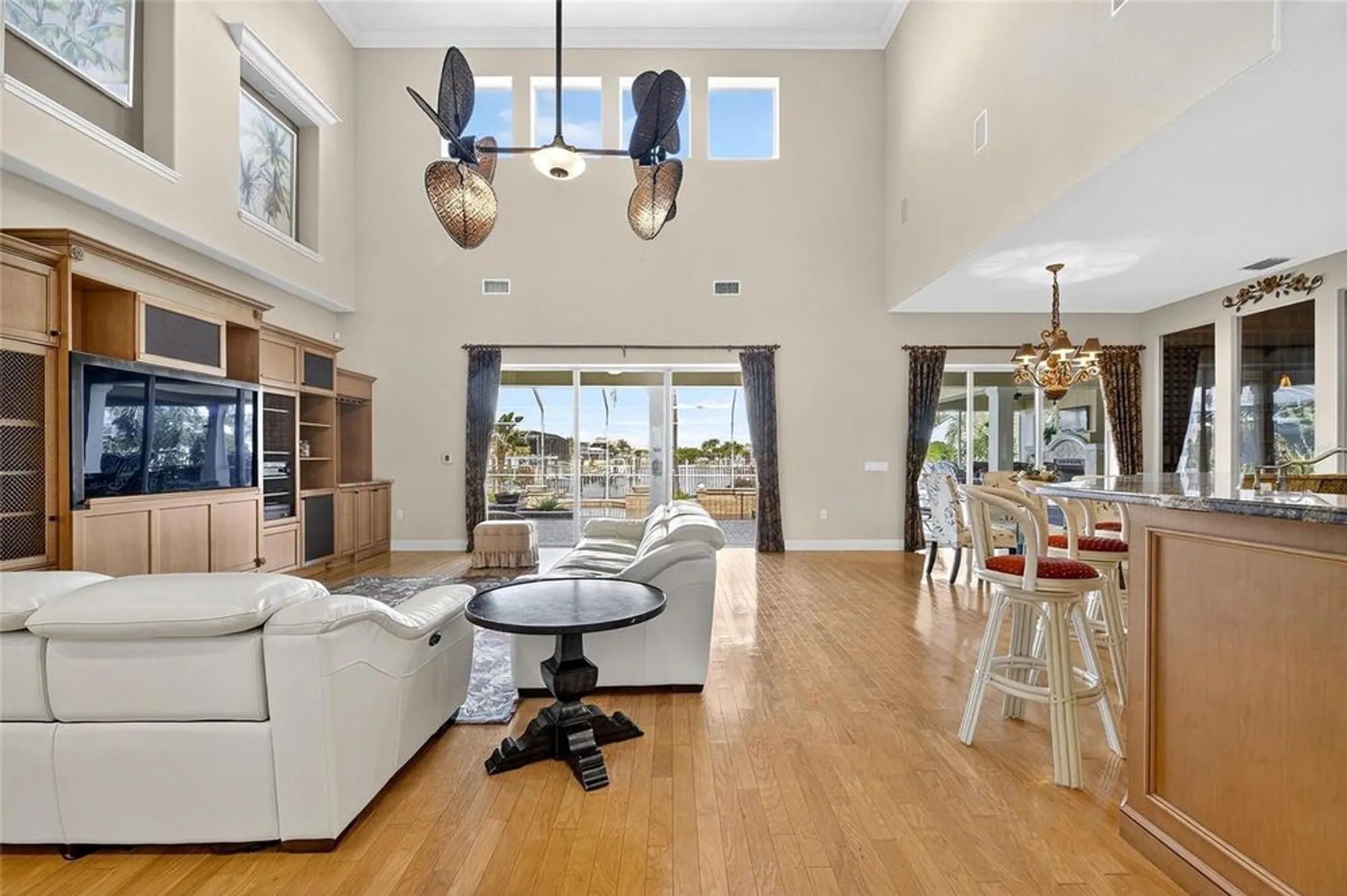 Property Slideshow image 22 of 98 | 517 mirabay blvd, Apollo Beach, FL, 33572