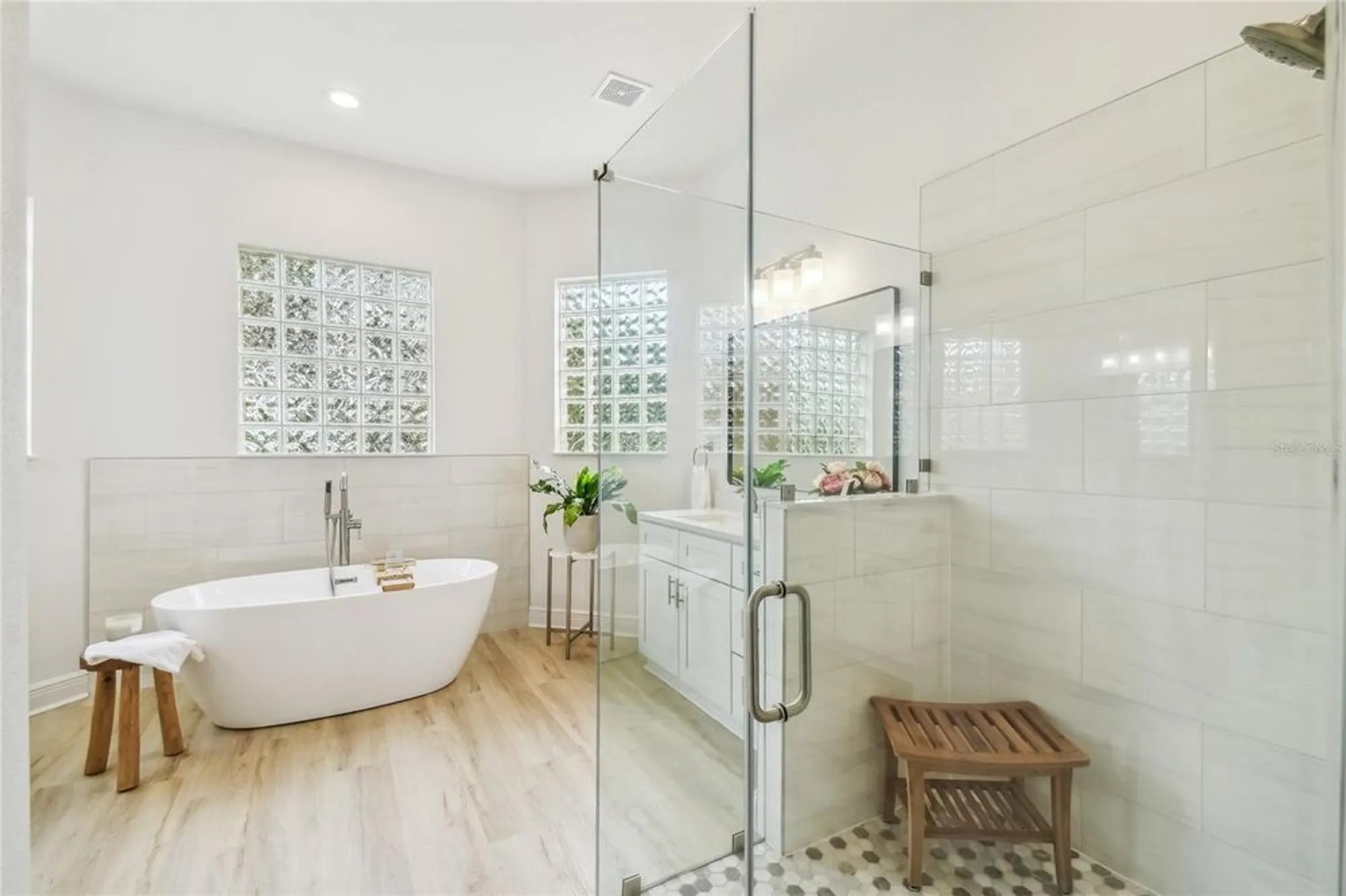 Property Slideshow image 32 of 78 | 517 milano rd, Poinciana, FL, 34759