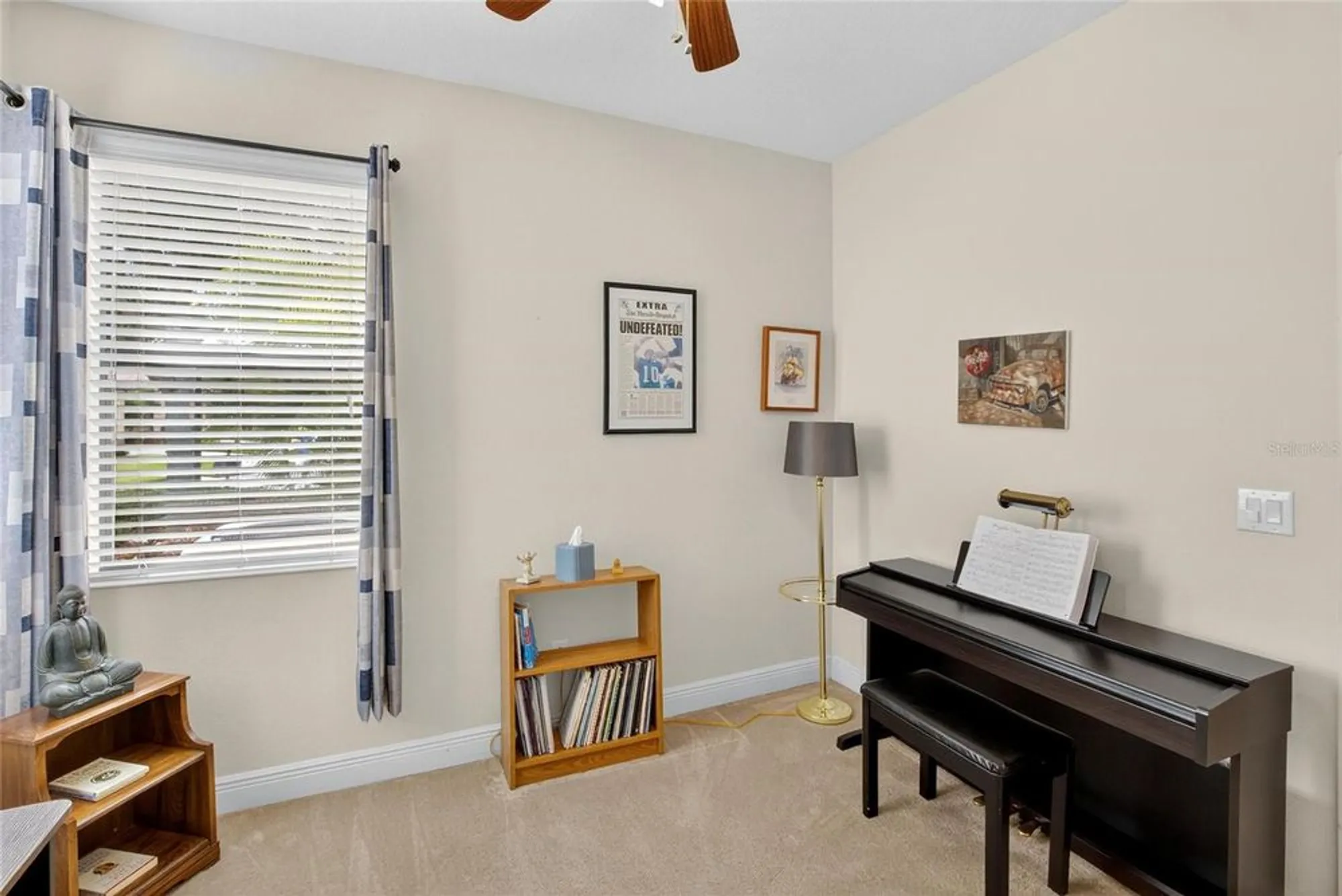 Property Slideshow image 31 of 58 | 307 bluewater falls ct, Apollo Beach, FL, 33572