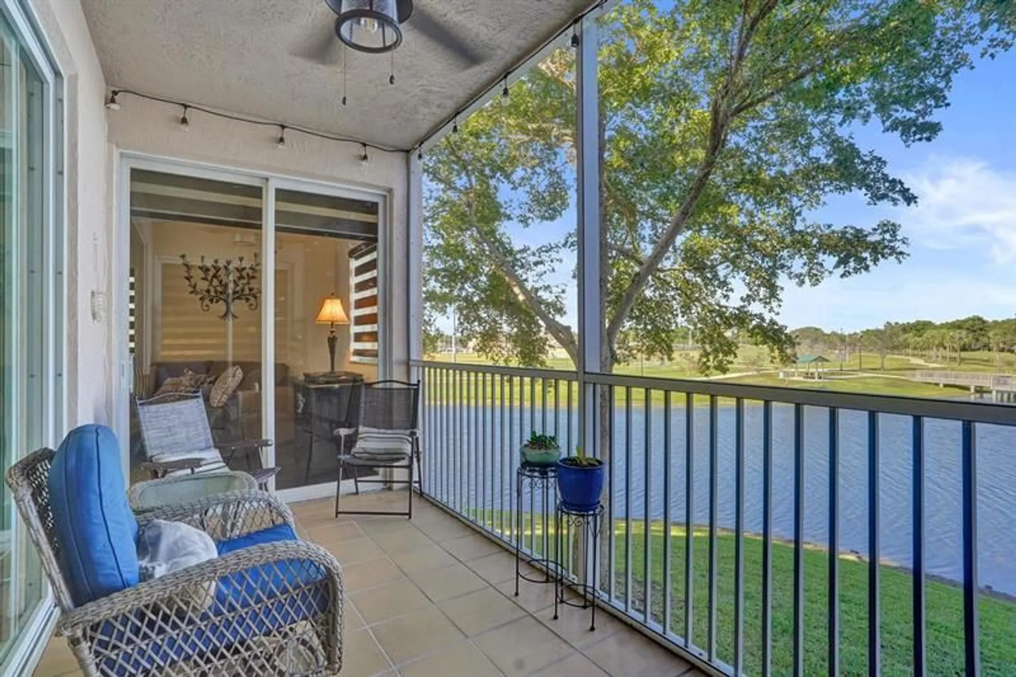 Property Slideshow image 26 of 57 | 7755 yardley dr 209, Tamarac, FL, 33321