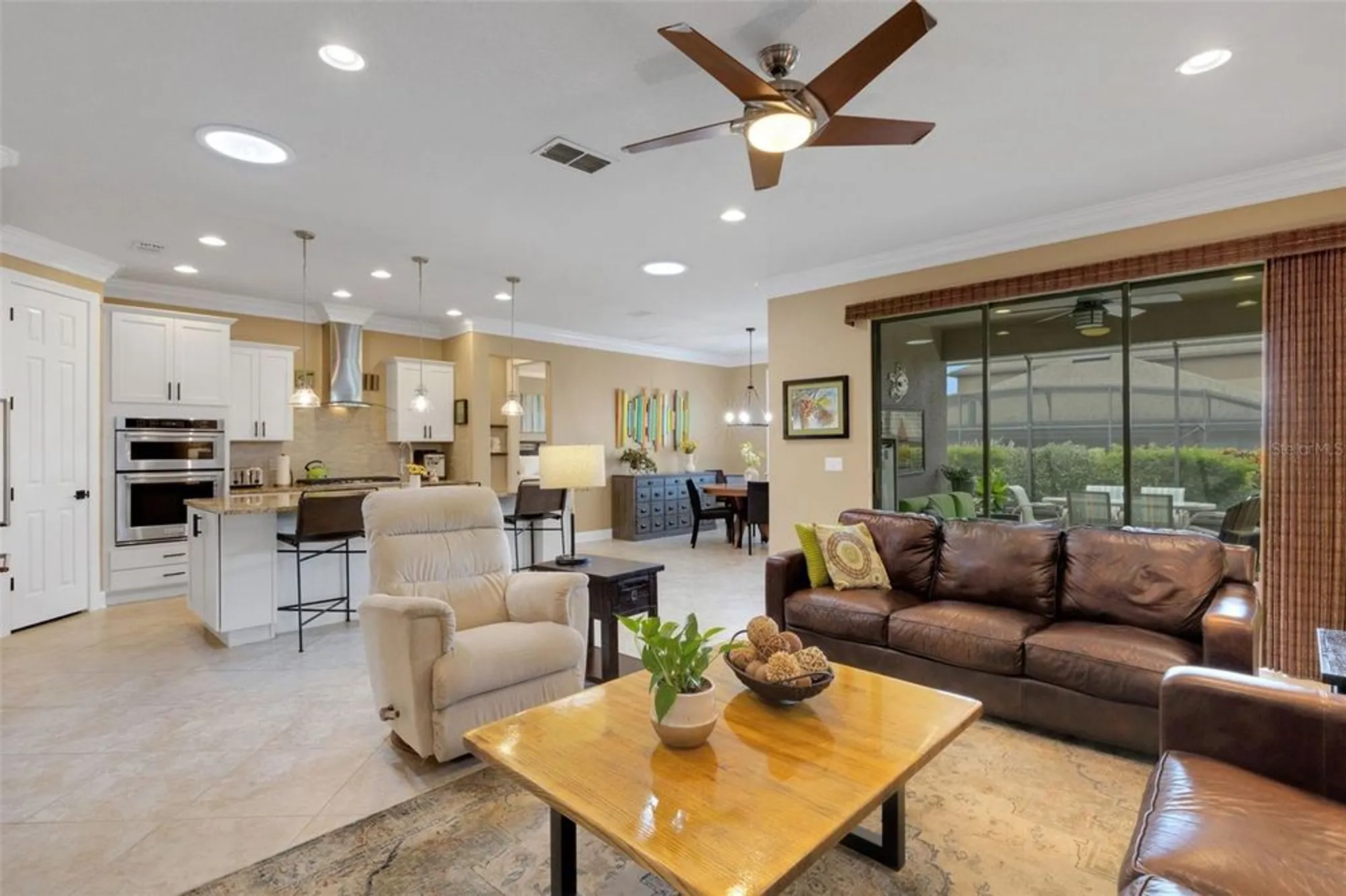 Property Slideshow image 18 of 71 | 710 asturias rd, Davenport, FL, 33837