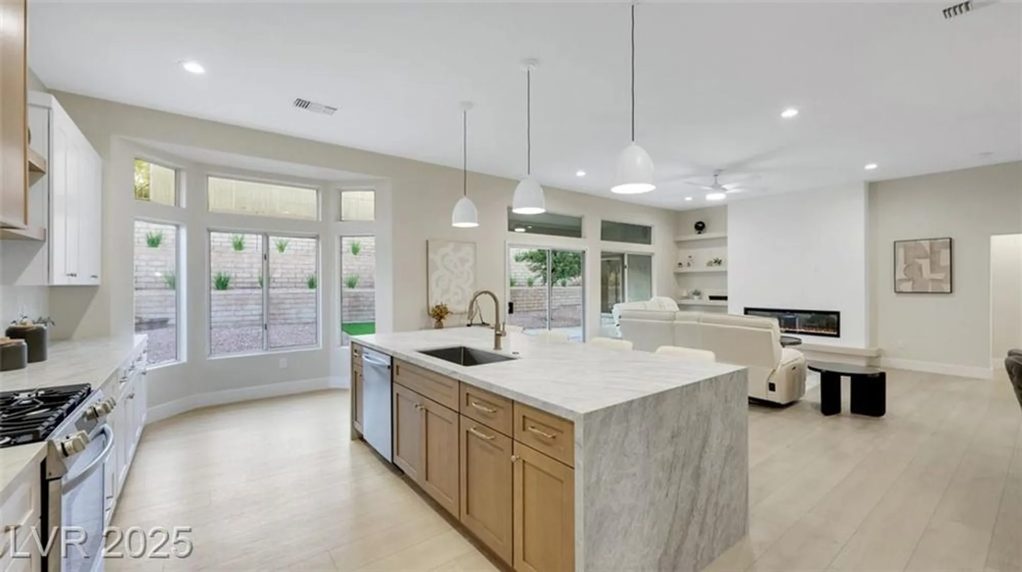 Property Slideshow image 5 of 39 | 3025 bonnie rock dr, Las Vegas, NV, 89134