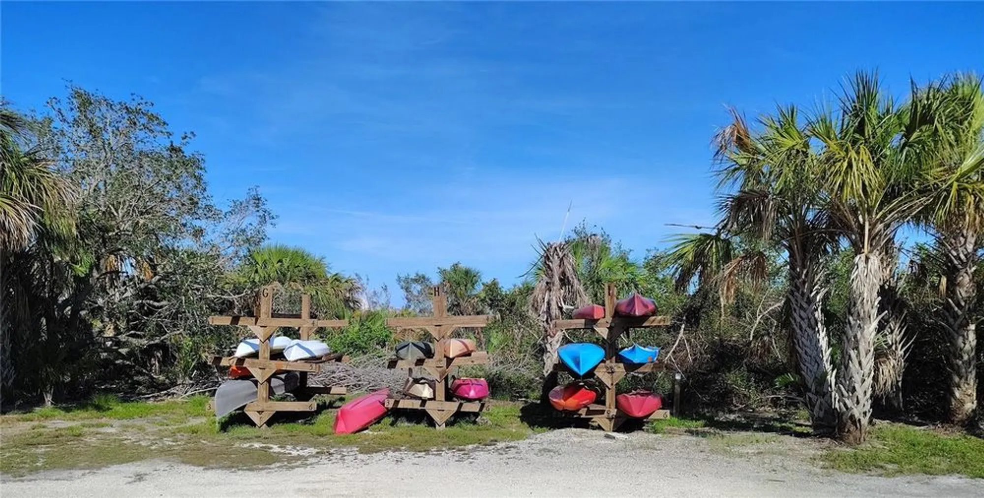 Property Slideshow image 78 of 84 | 1264 riverscape st b, Bradenton, FL, 34208